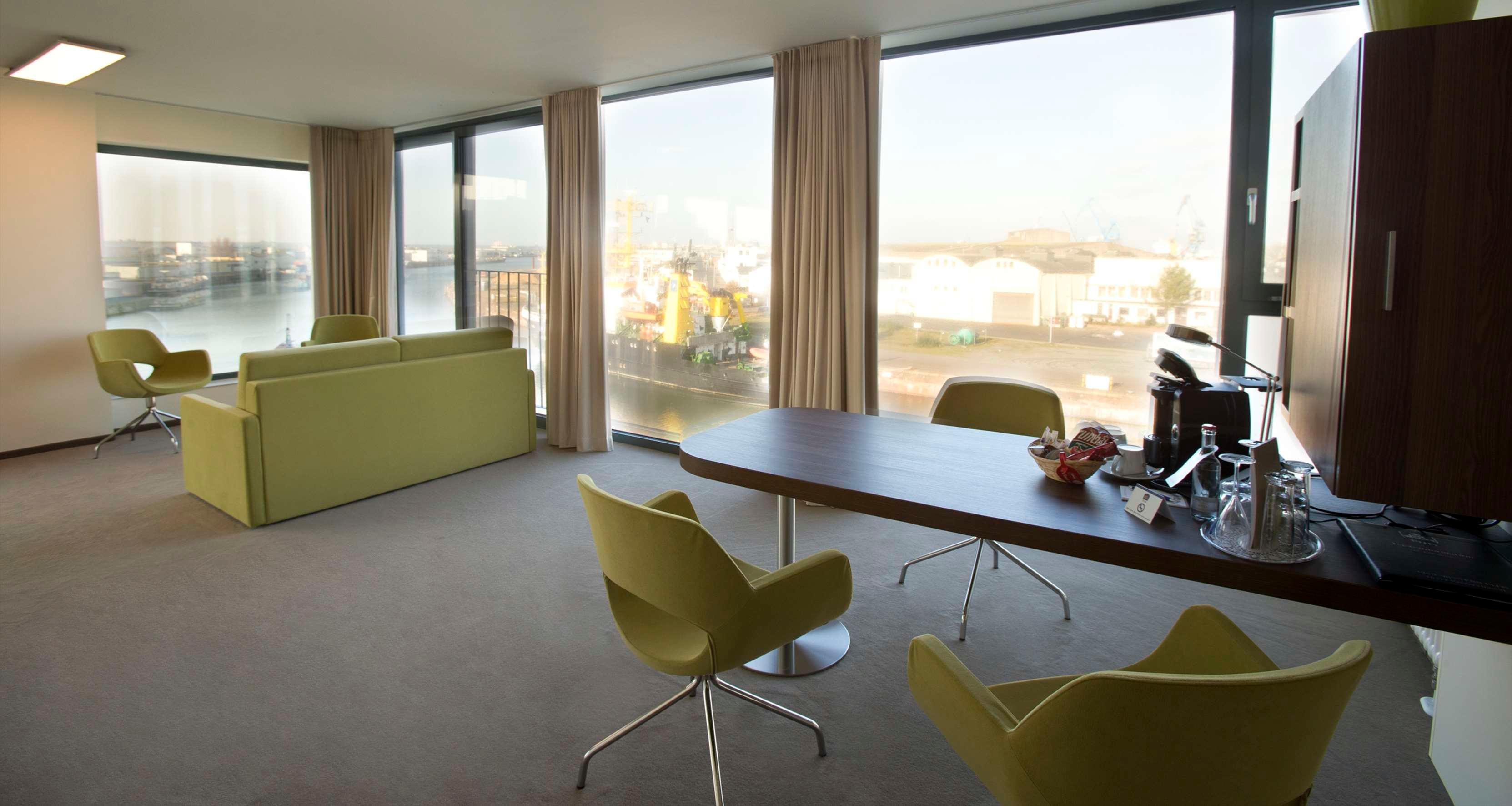 Suite Harbour View