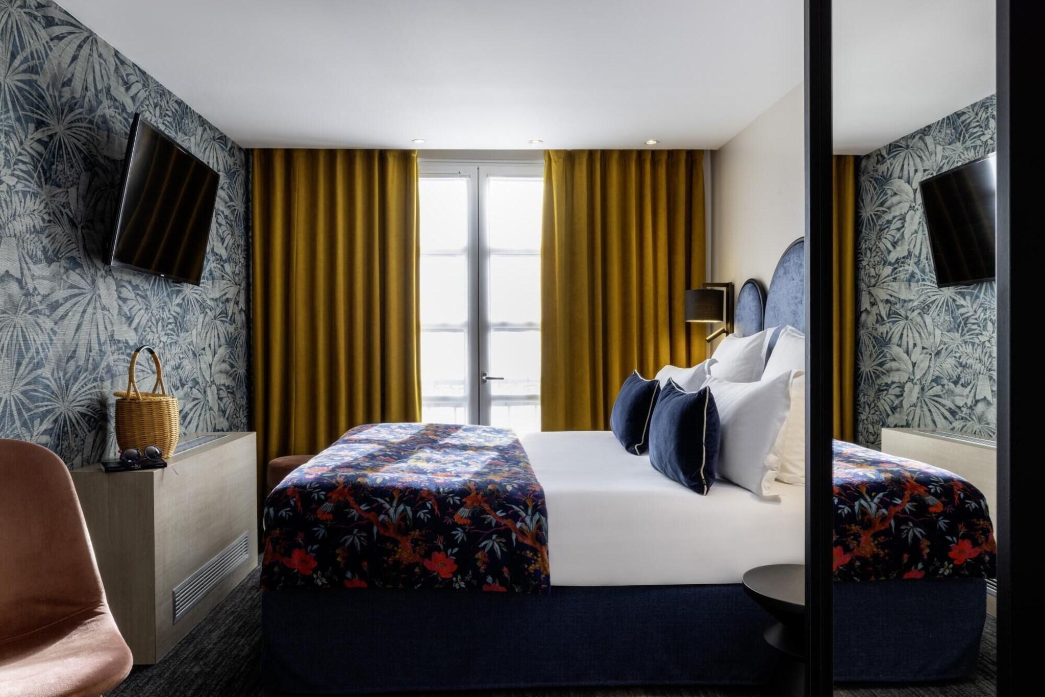 Quadruple Connecting Room