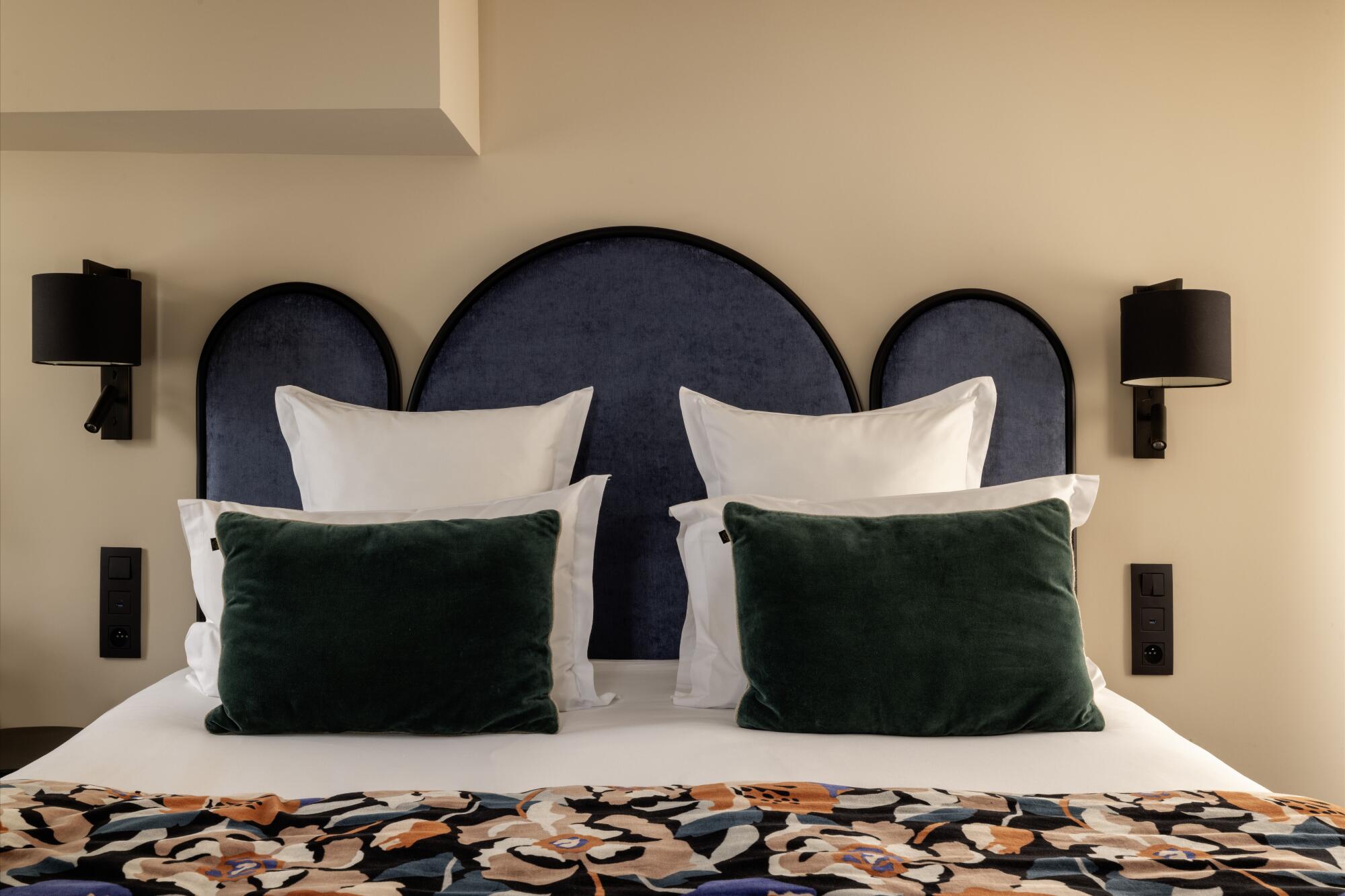 Double or Twin Deluxe