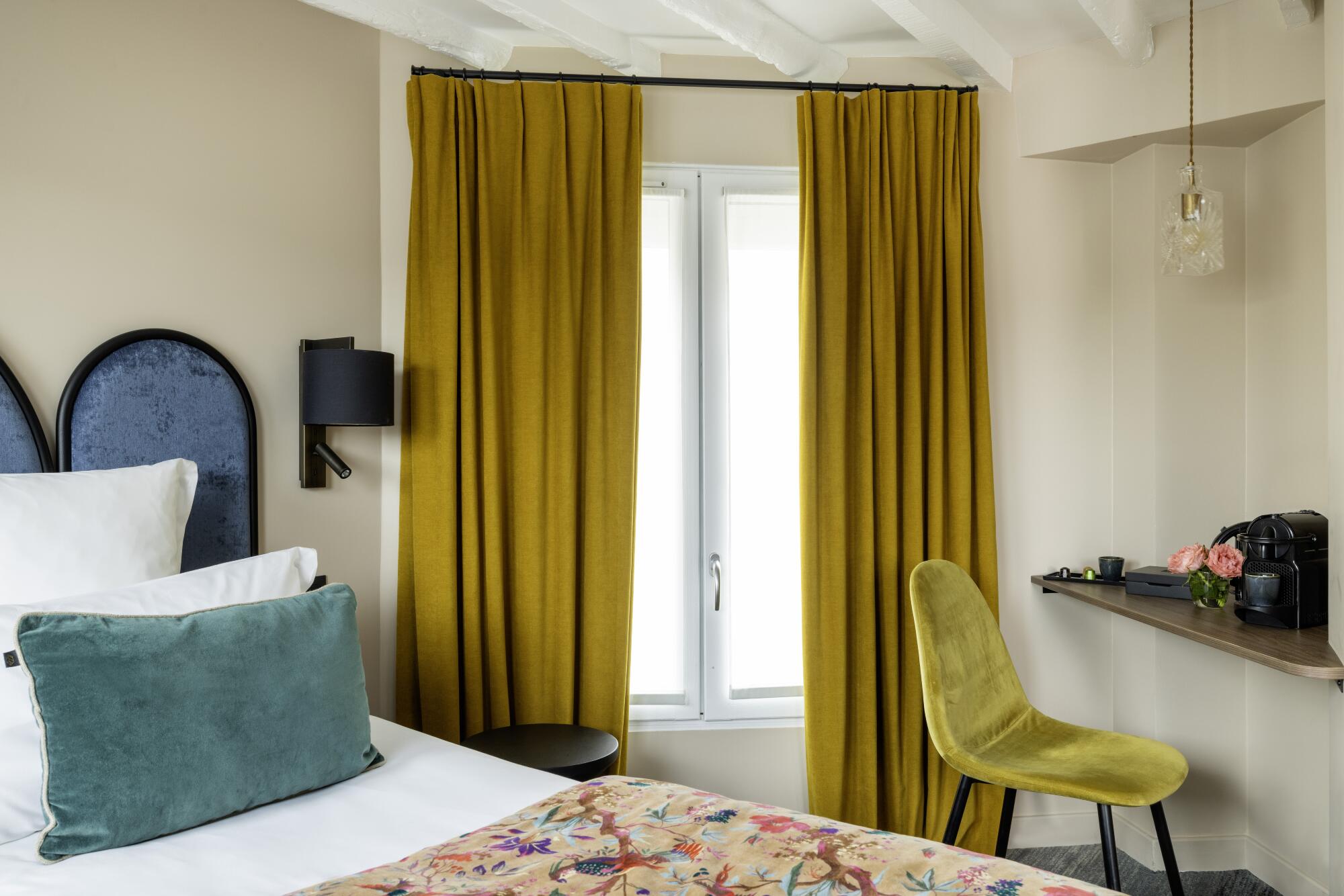 Double or Twin Deluxe