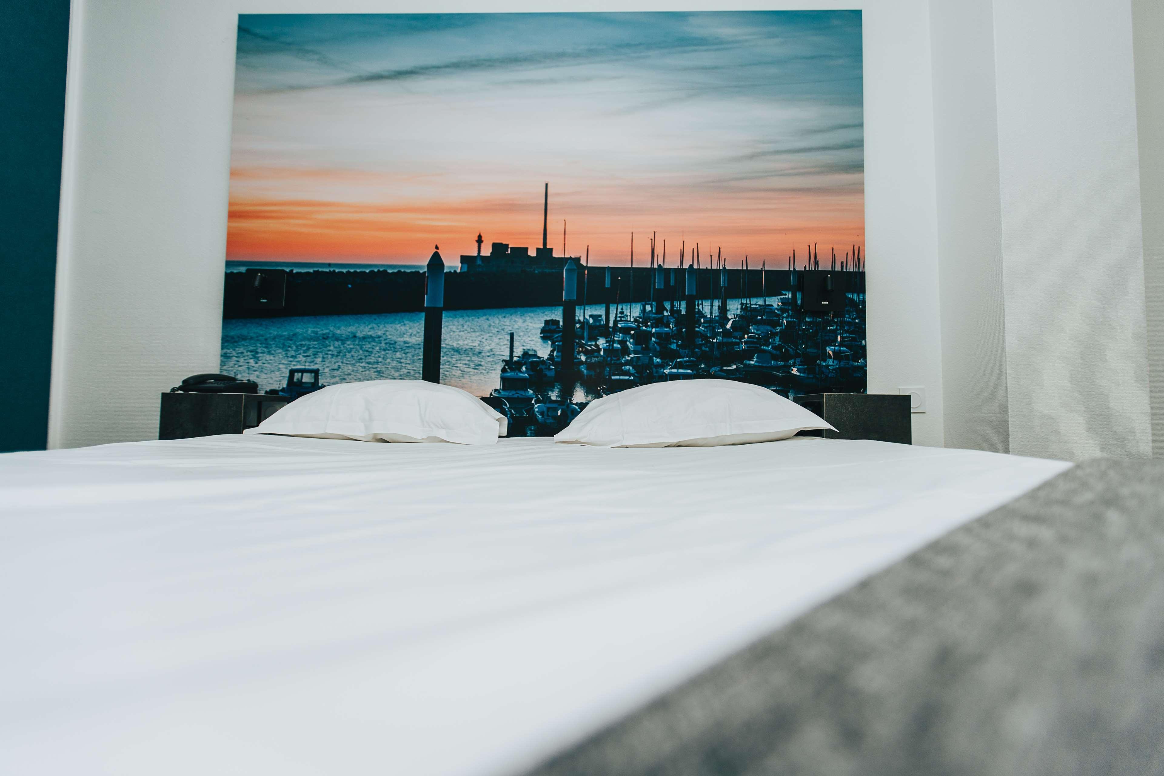 Junior Suite Queen Bed Non Smoking