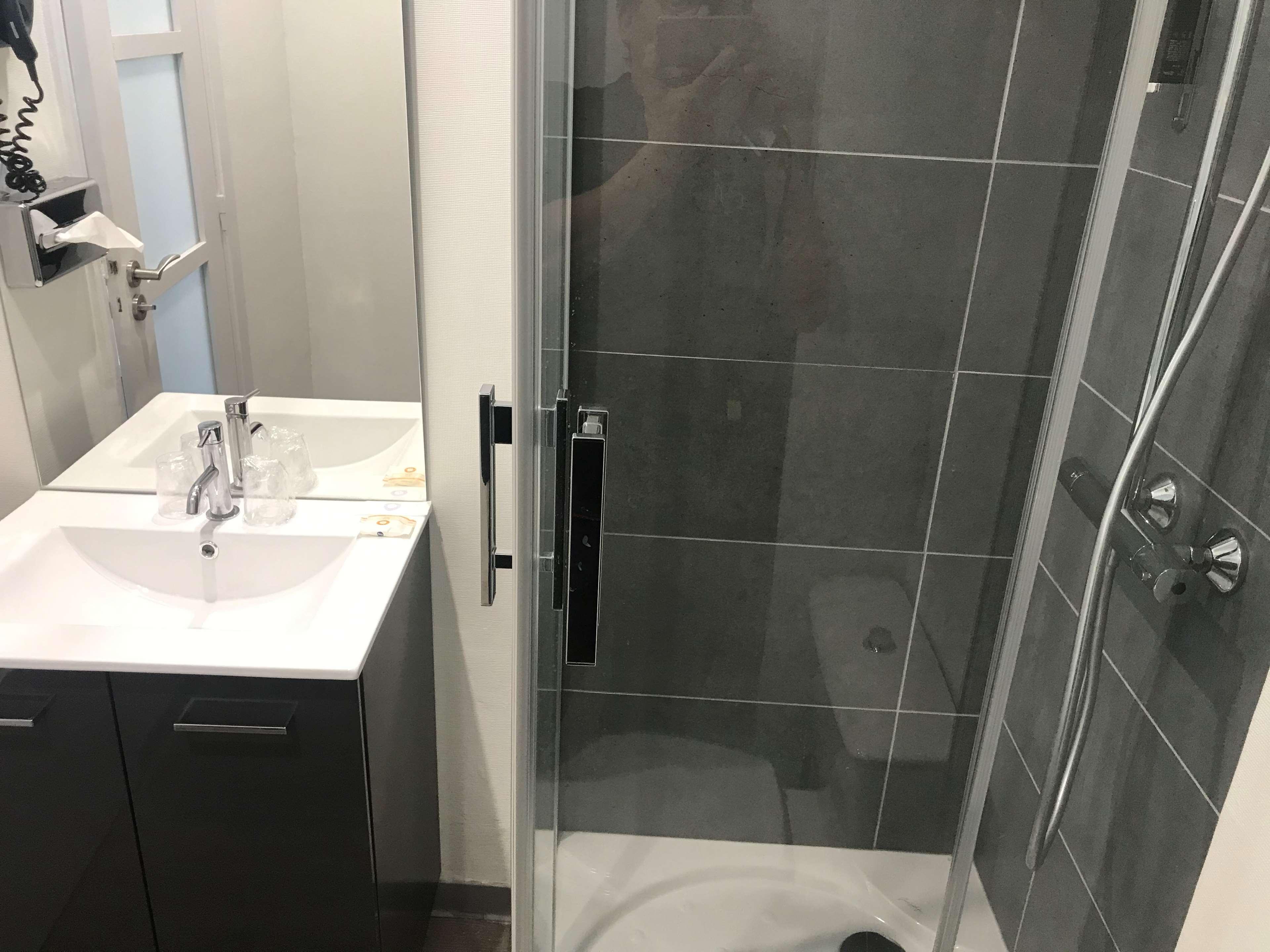 Double Queen Bed Non Smoking