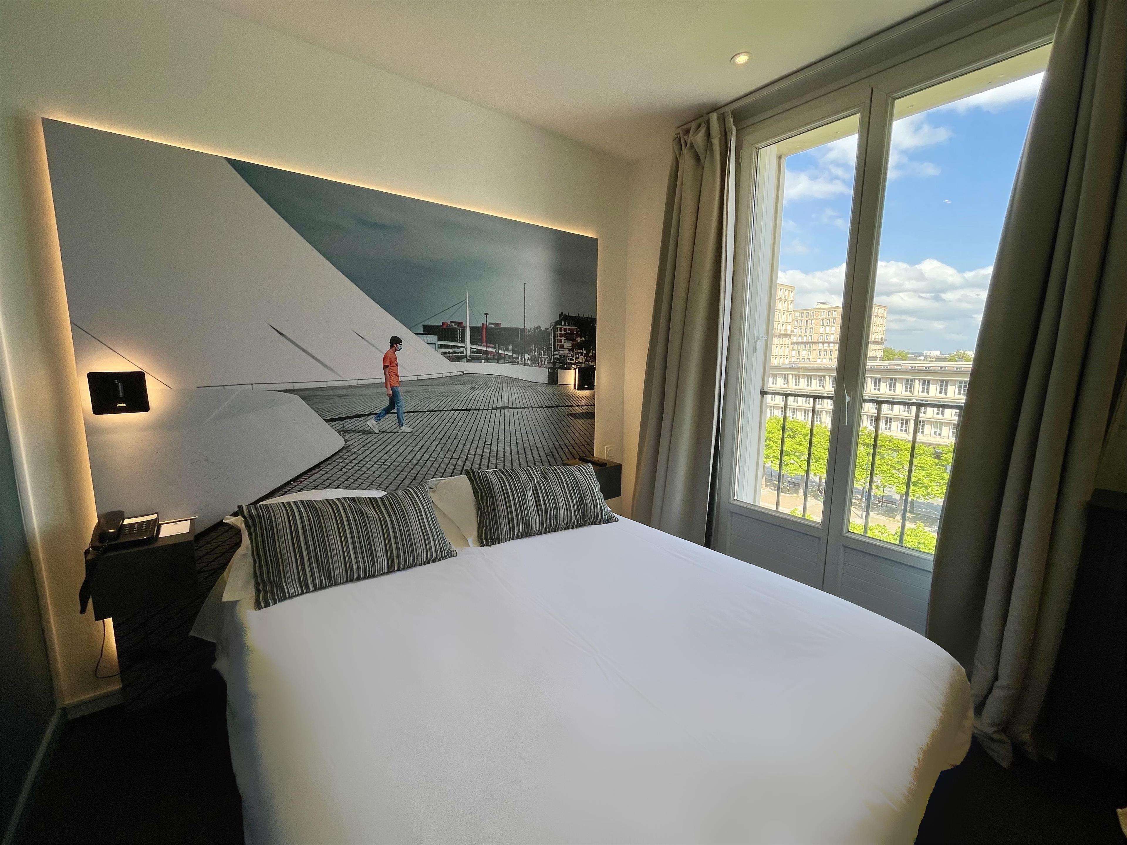 Double Economy Non Smoking