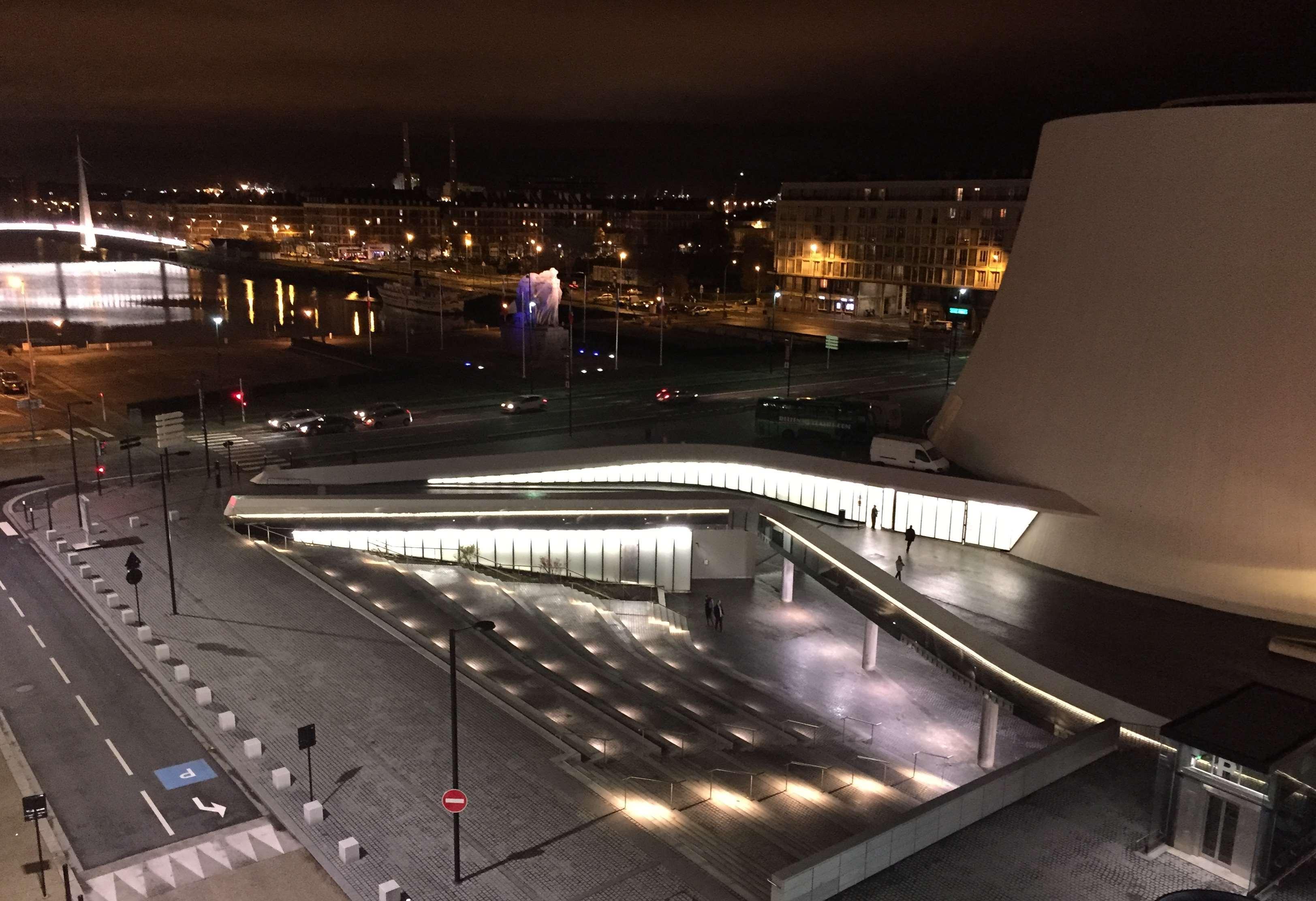 Double Superior Queen Bed