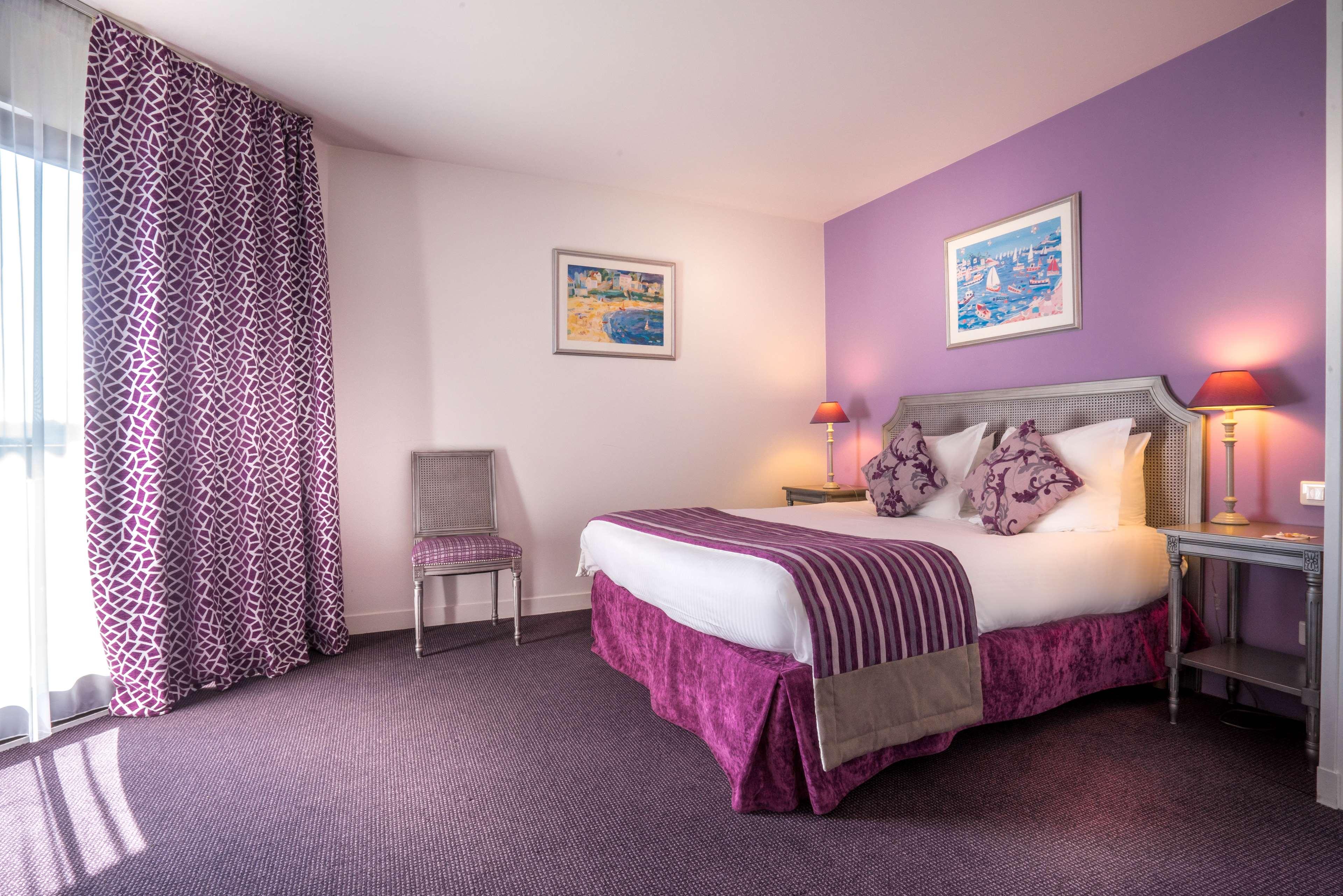 Double King Bed Non Smoking