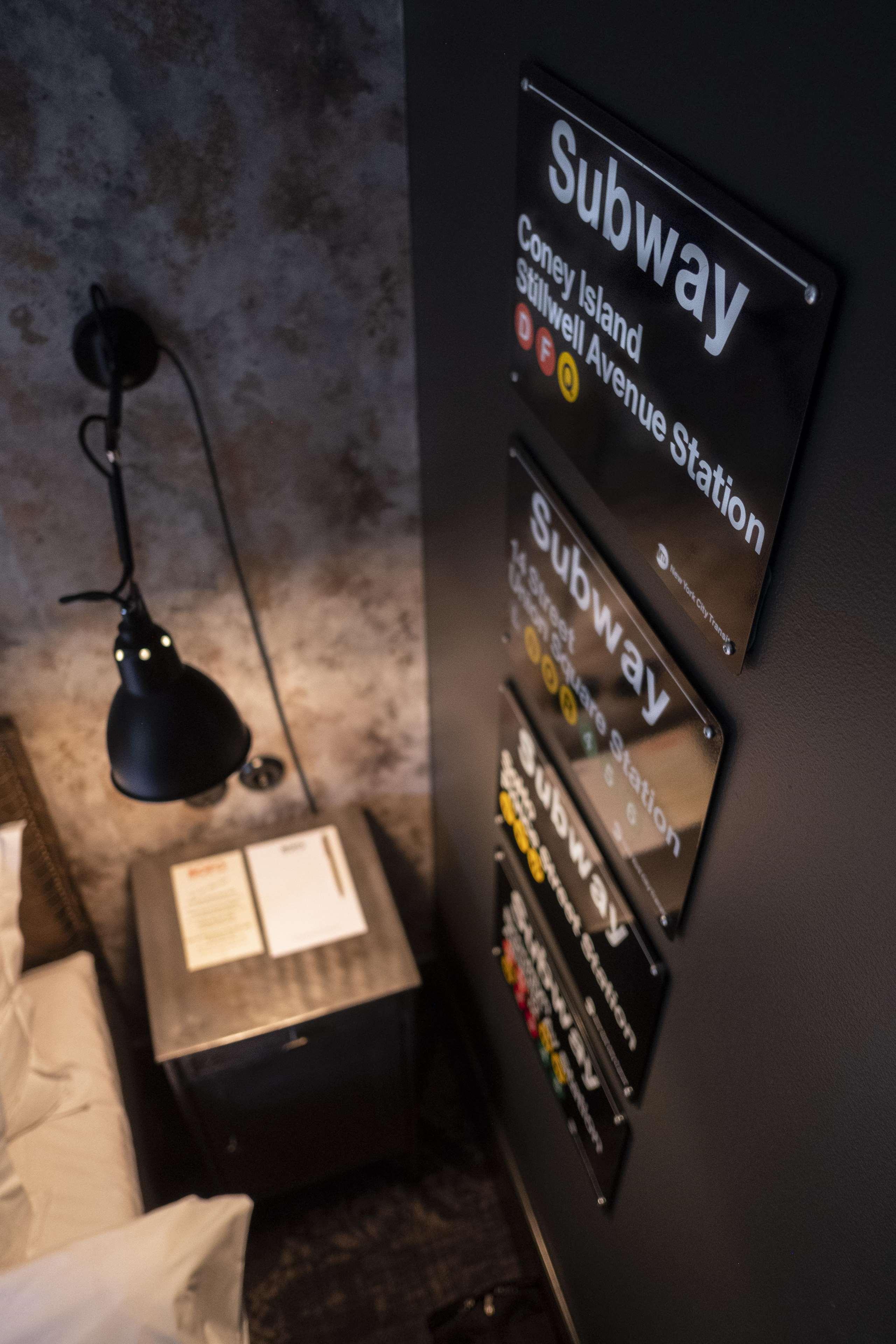 Double Queen Bed Non Smoking