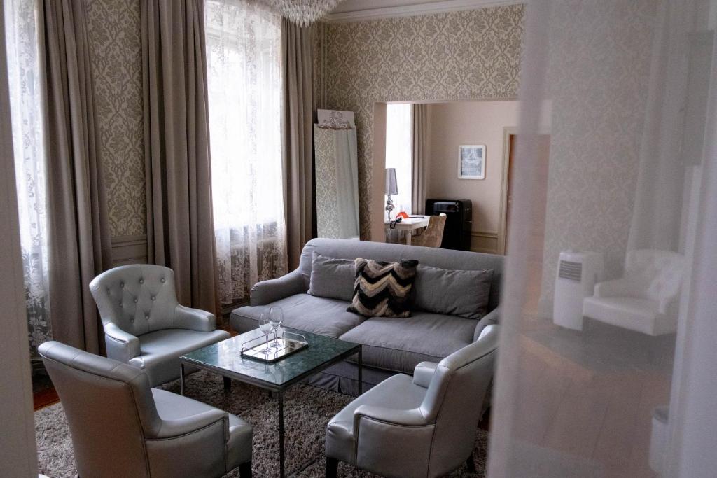 Suite King Bed Non Smoking