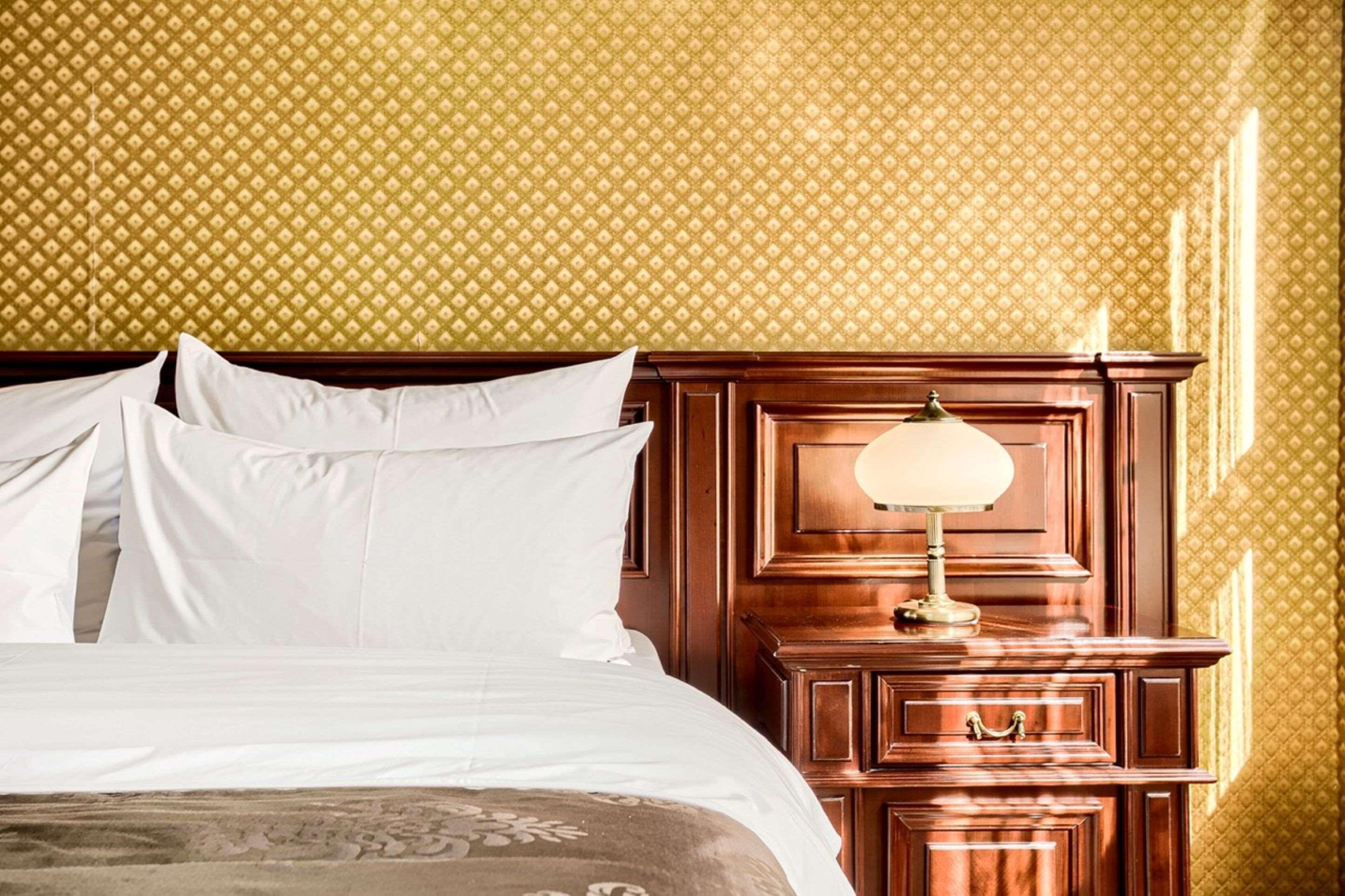 Suite Queen Bed Non Smoking