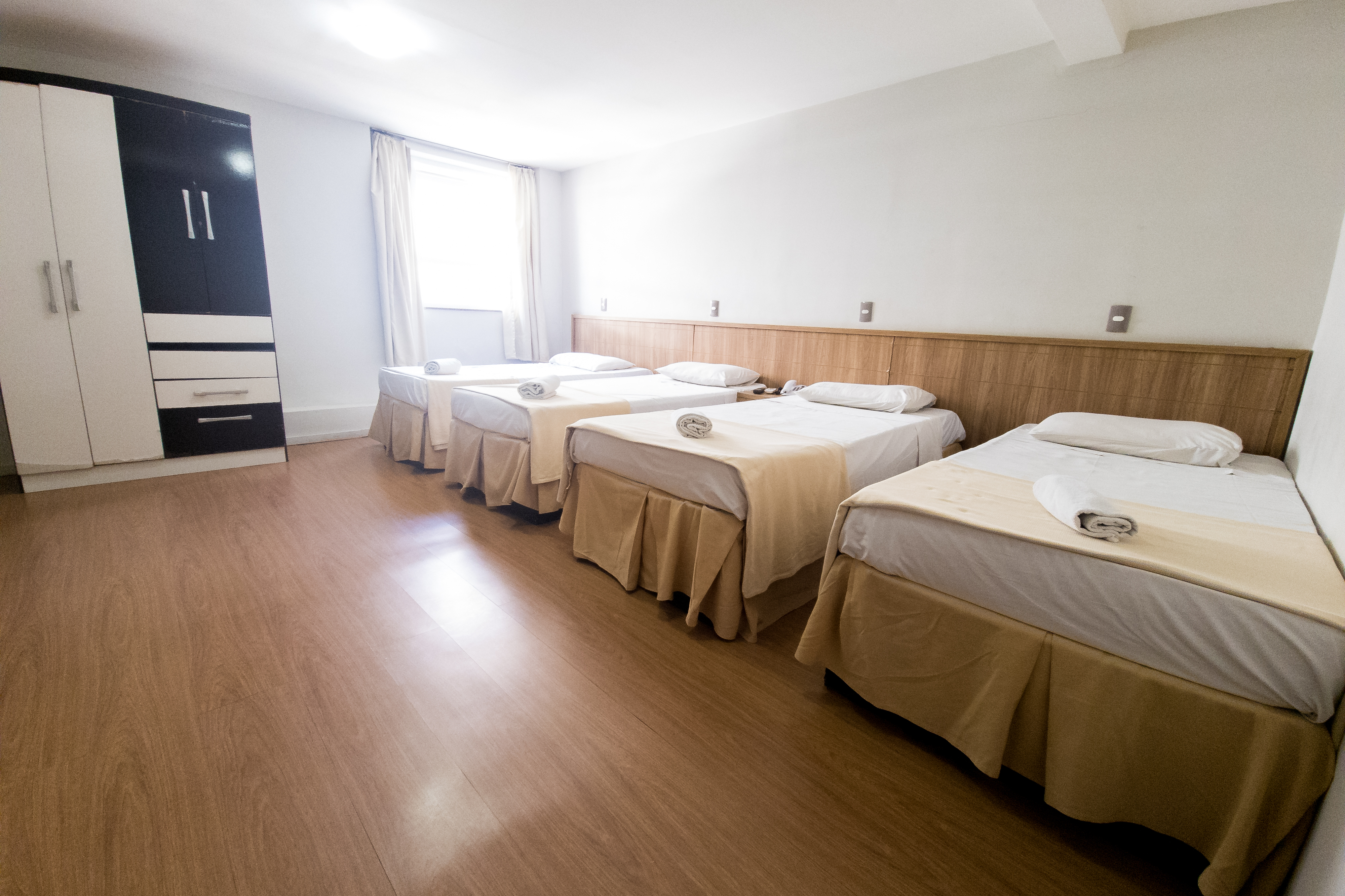 Family Room Capacity 4