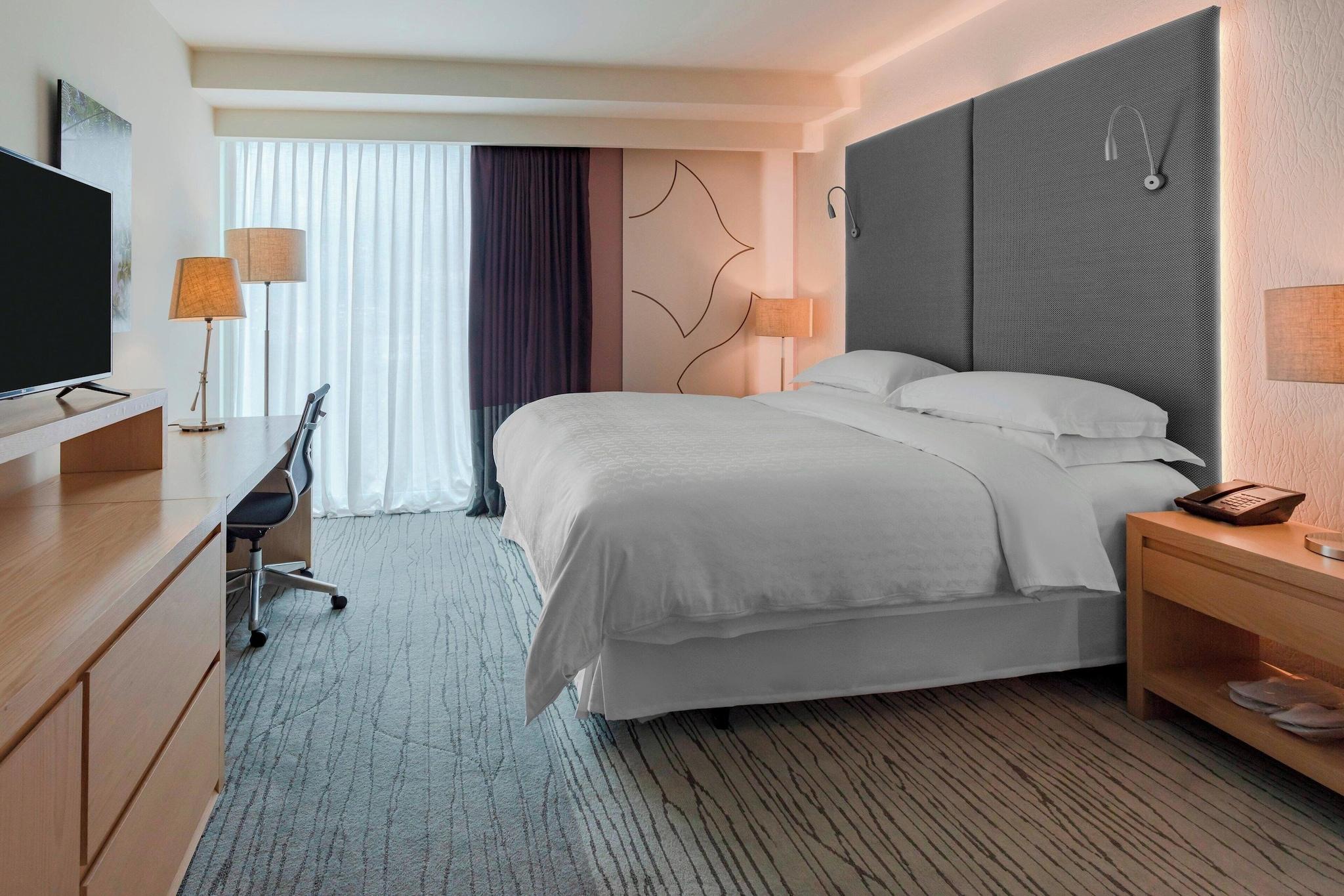 Double King Bed Non Smoking