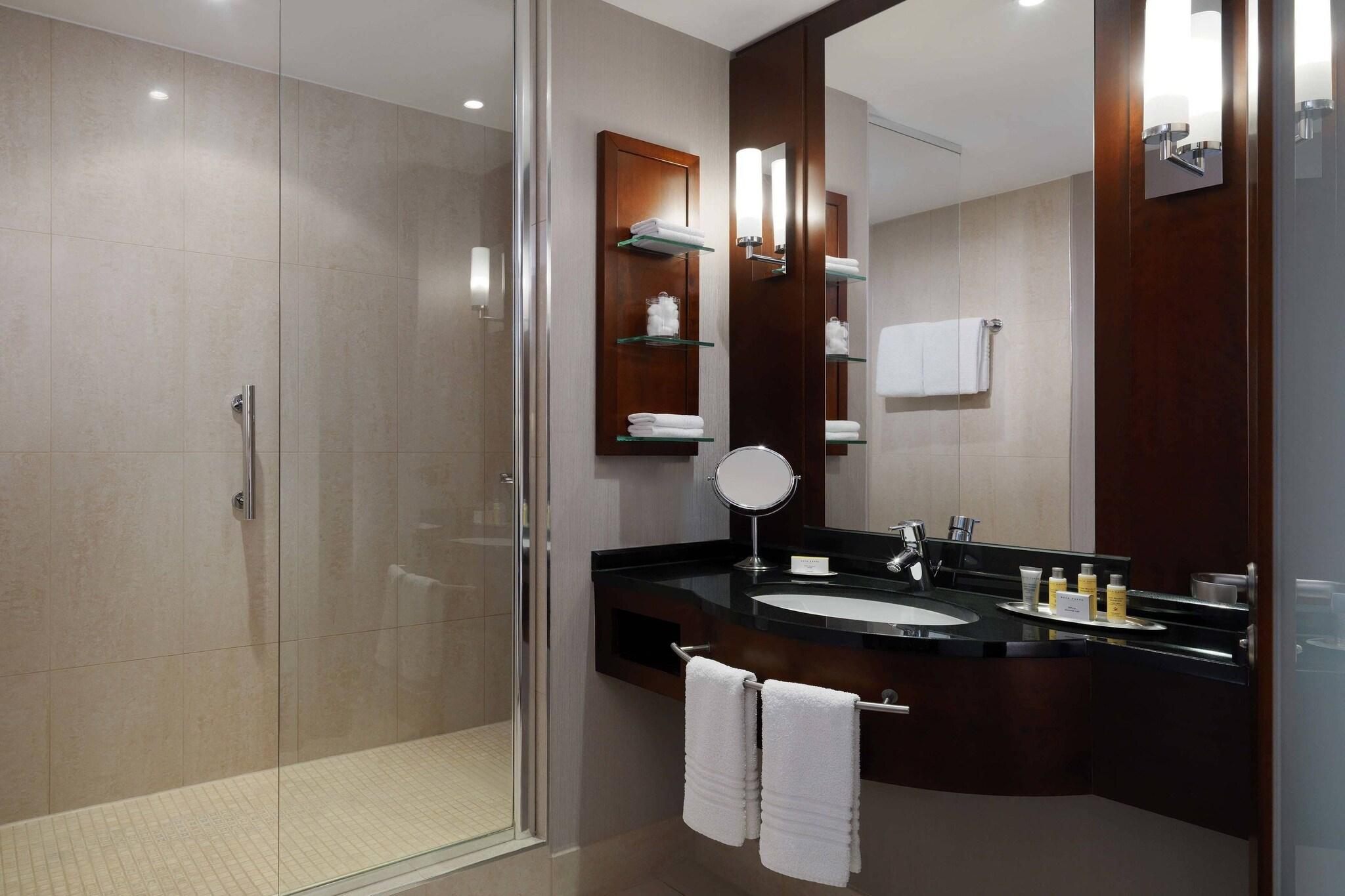 Twin Deluxe Two Beds