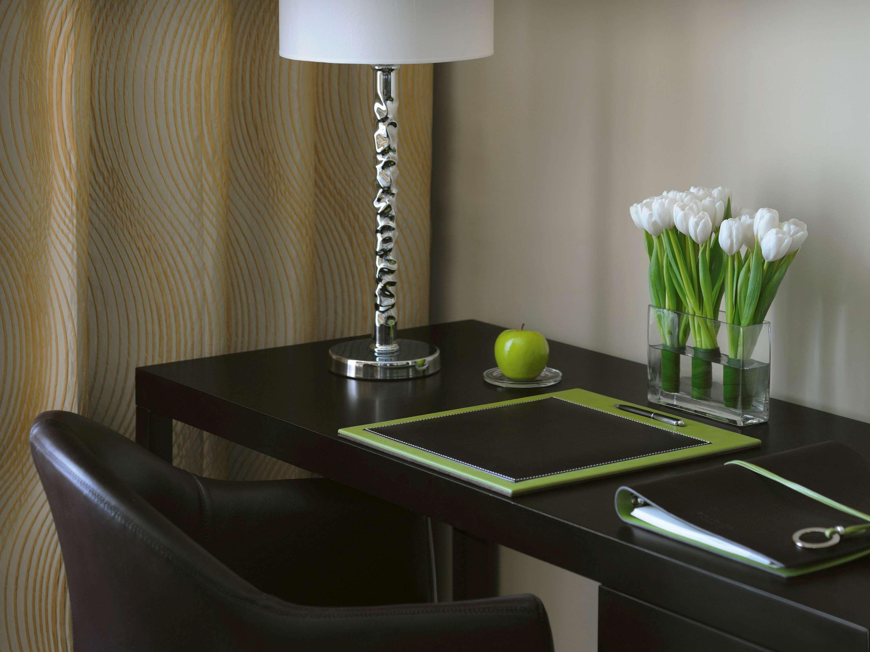 Room Premium King Bed