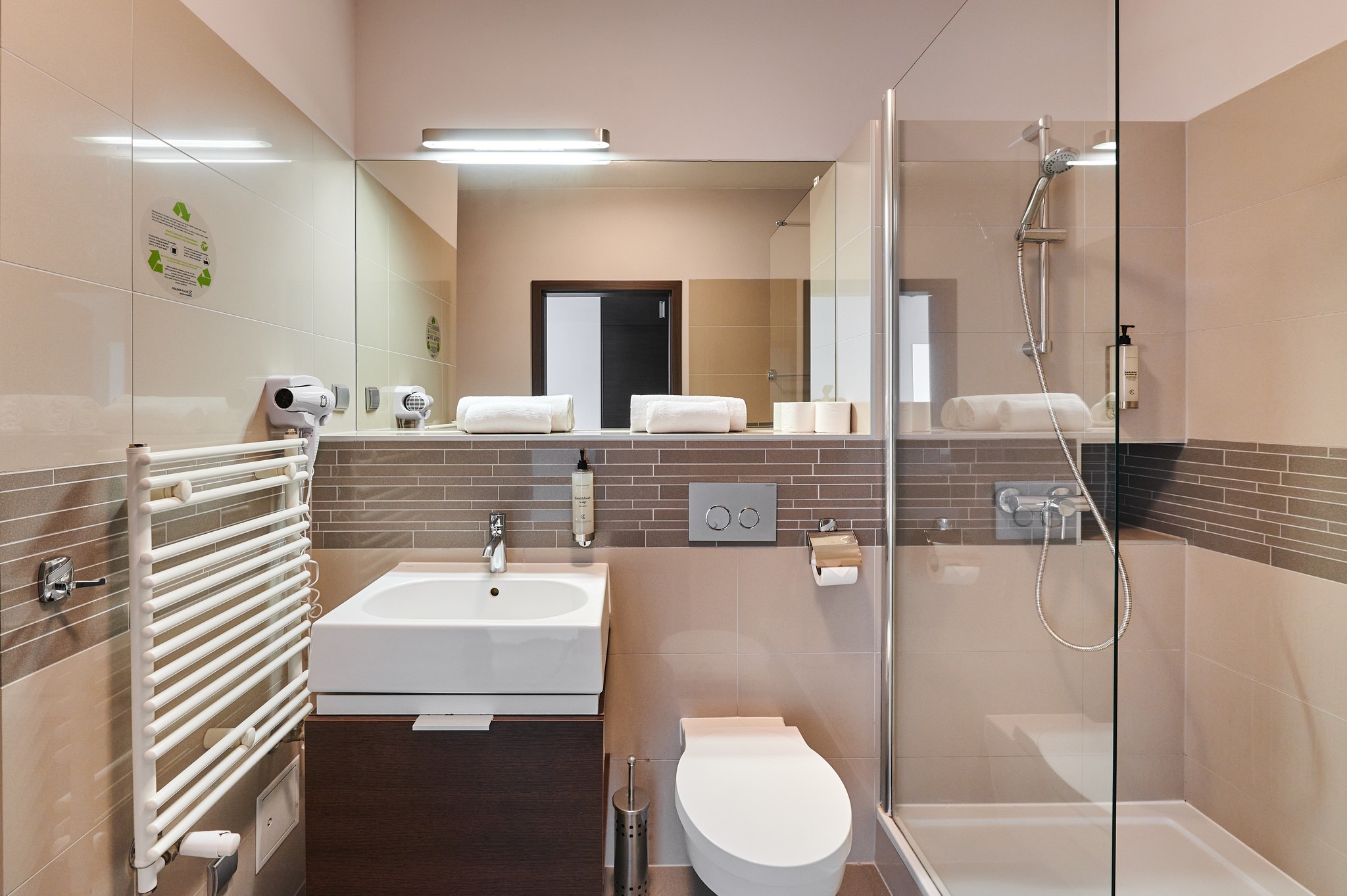 Double or Twin Standard