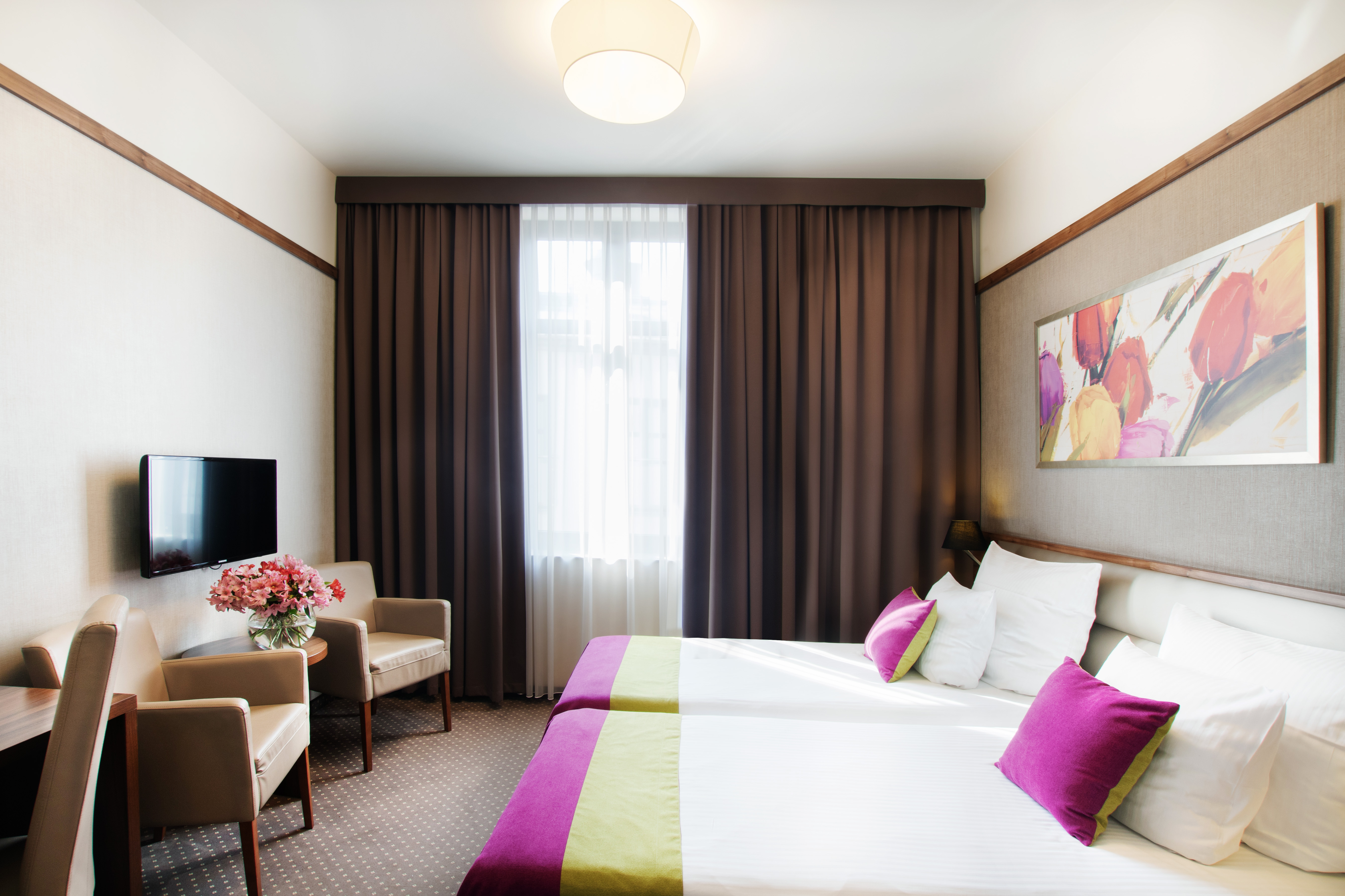 Double or Twin Deluxe