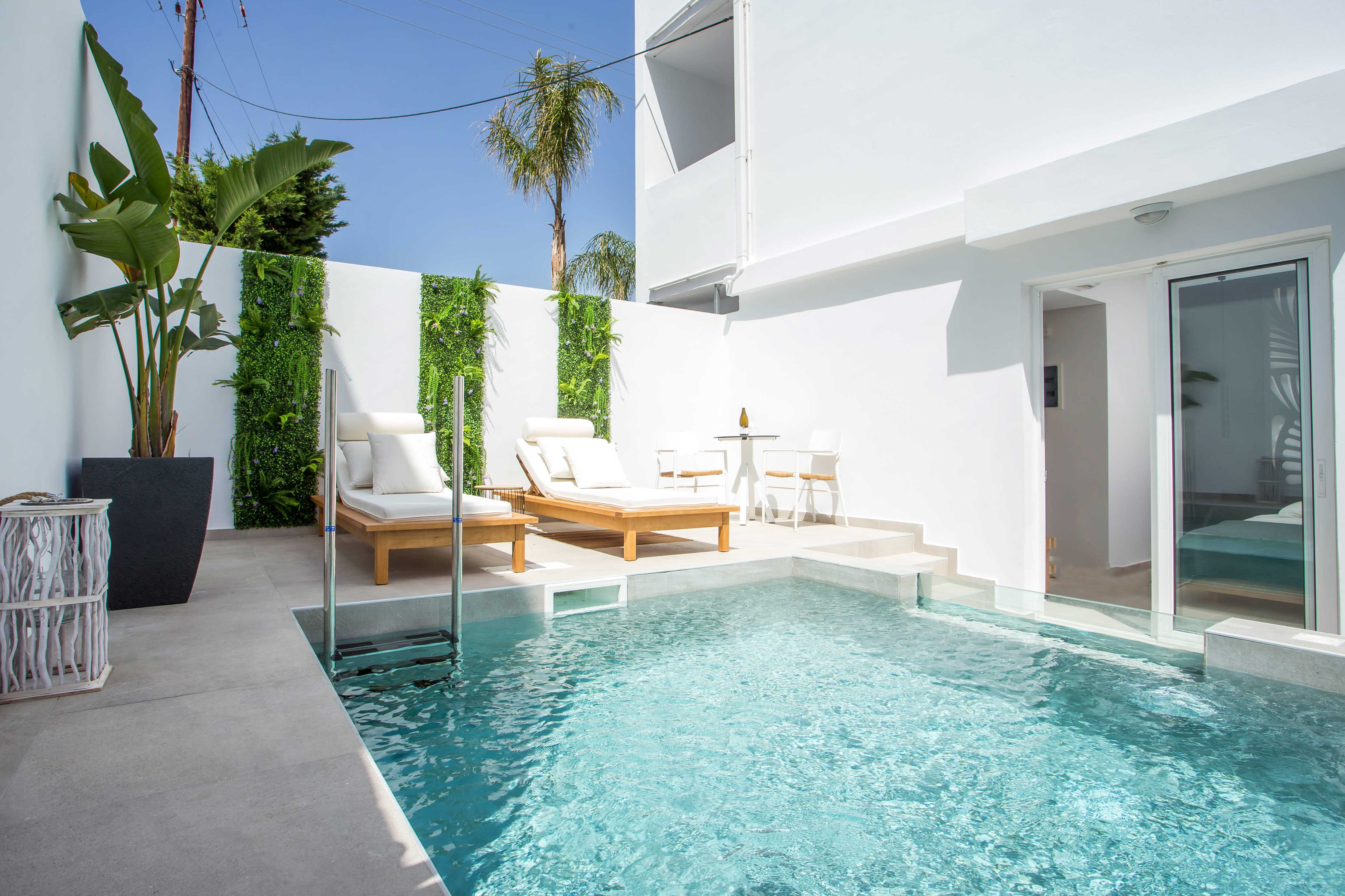 Suite with Private Pool