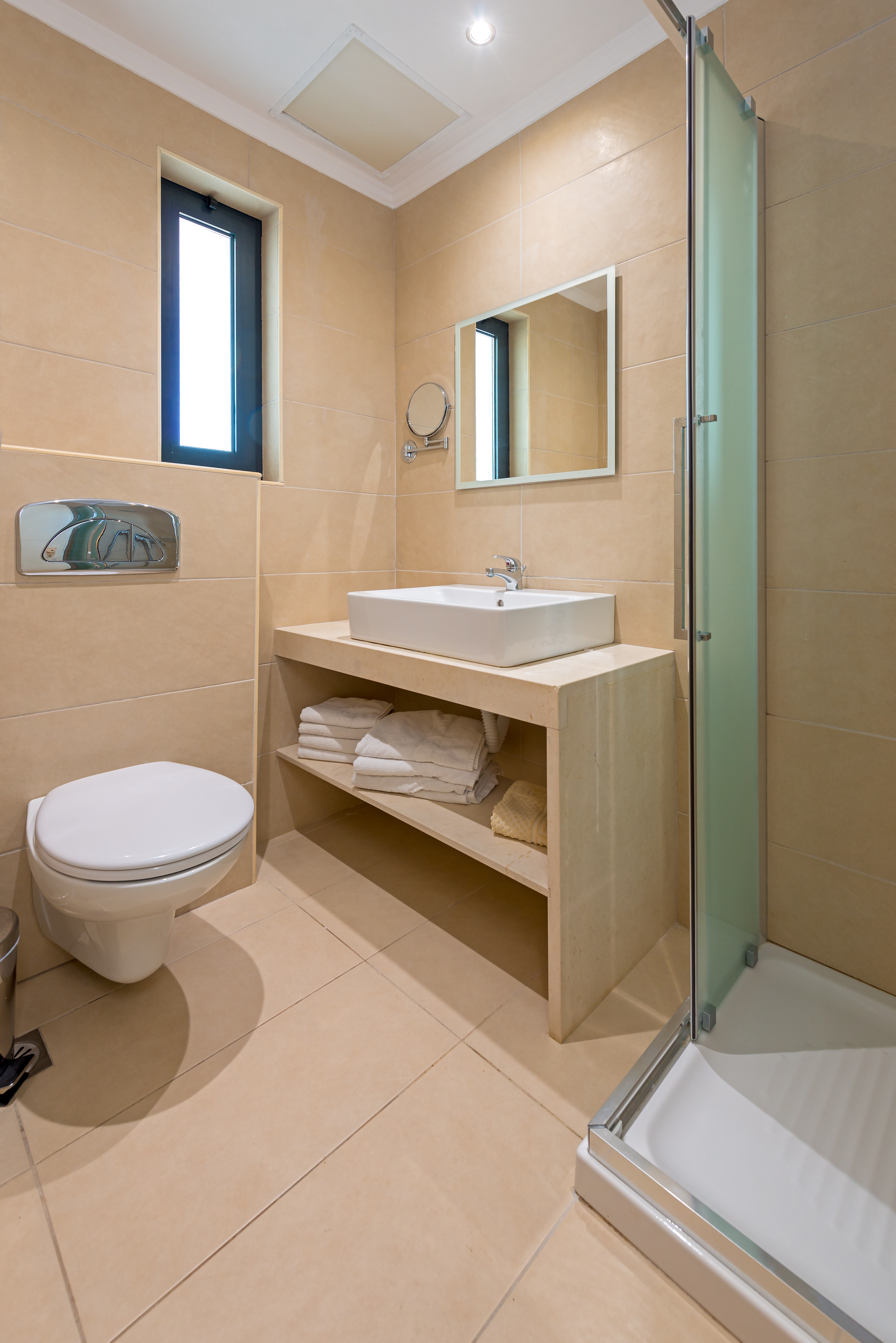 Family Room Land View