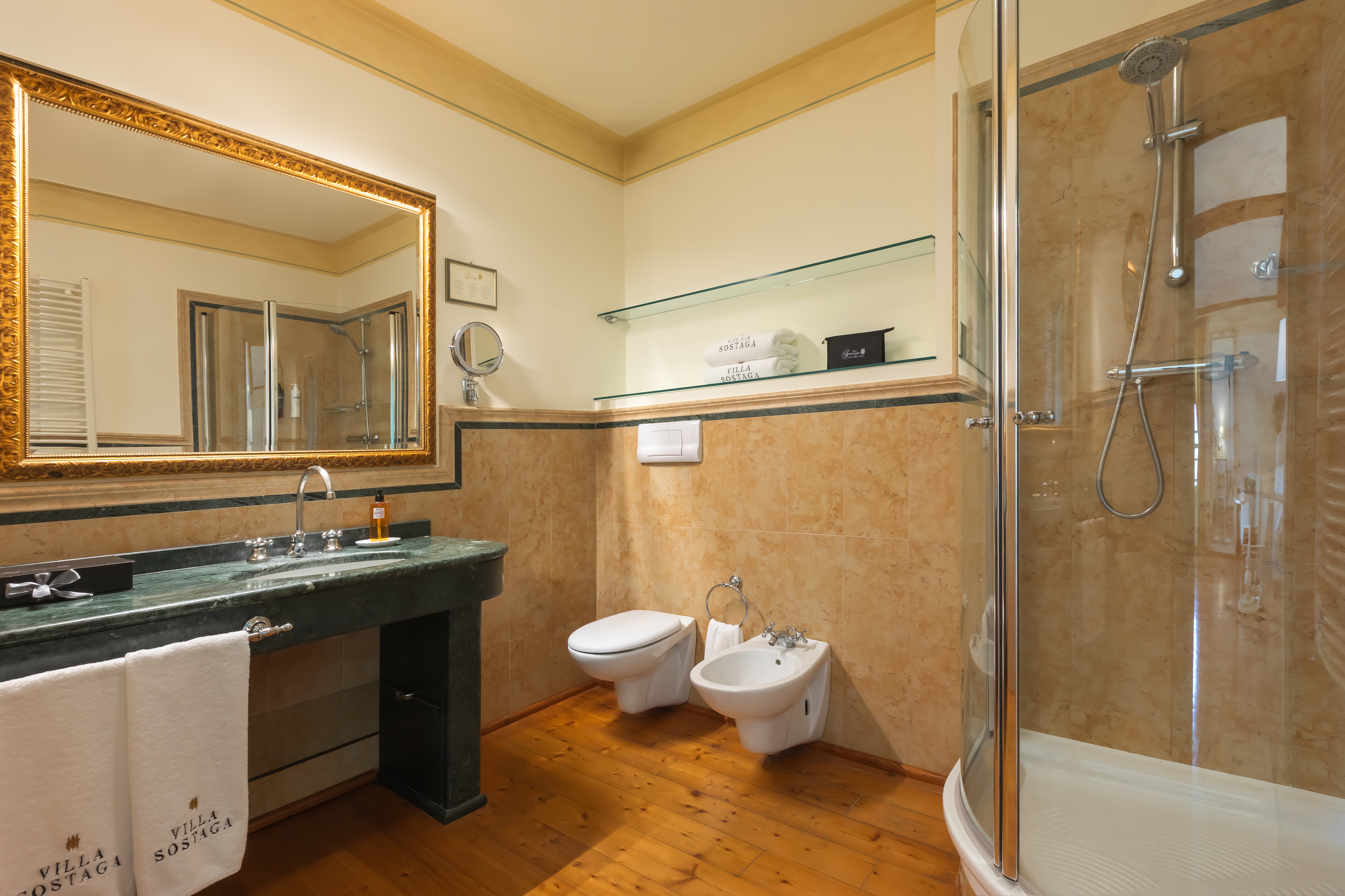 Junior Suite Lake View