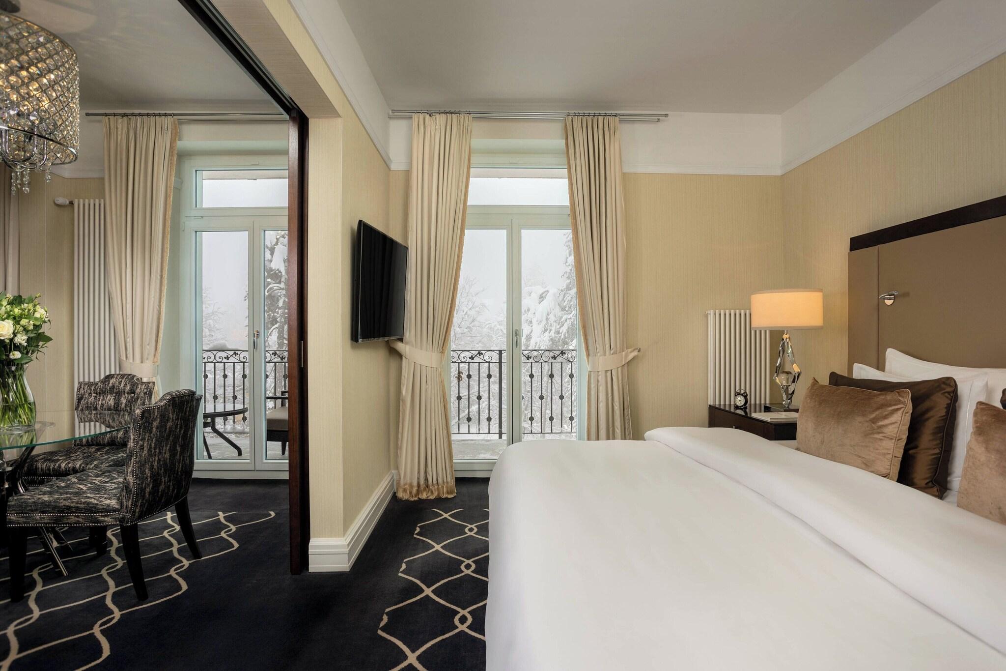 Suite King Bed Smoking