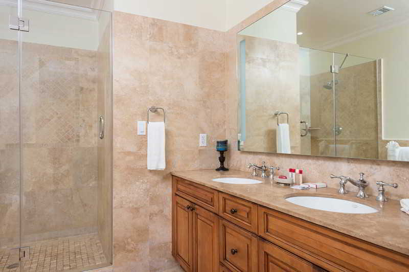 Suite Ocean Front One Bedroom