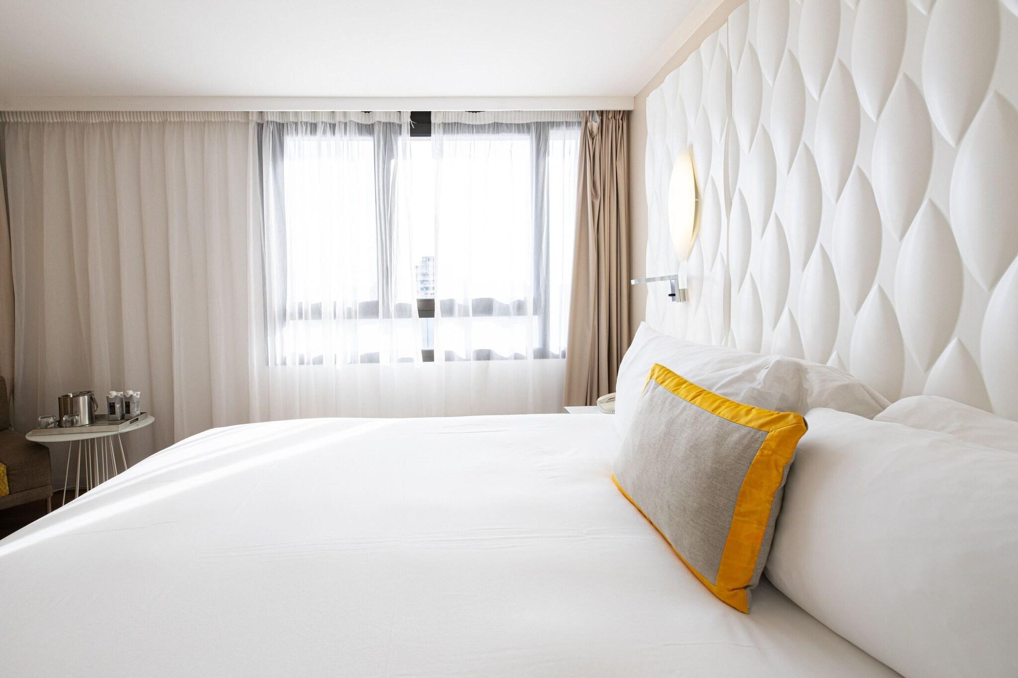Double Superior King Bed