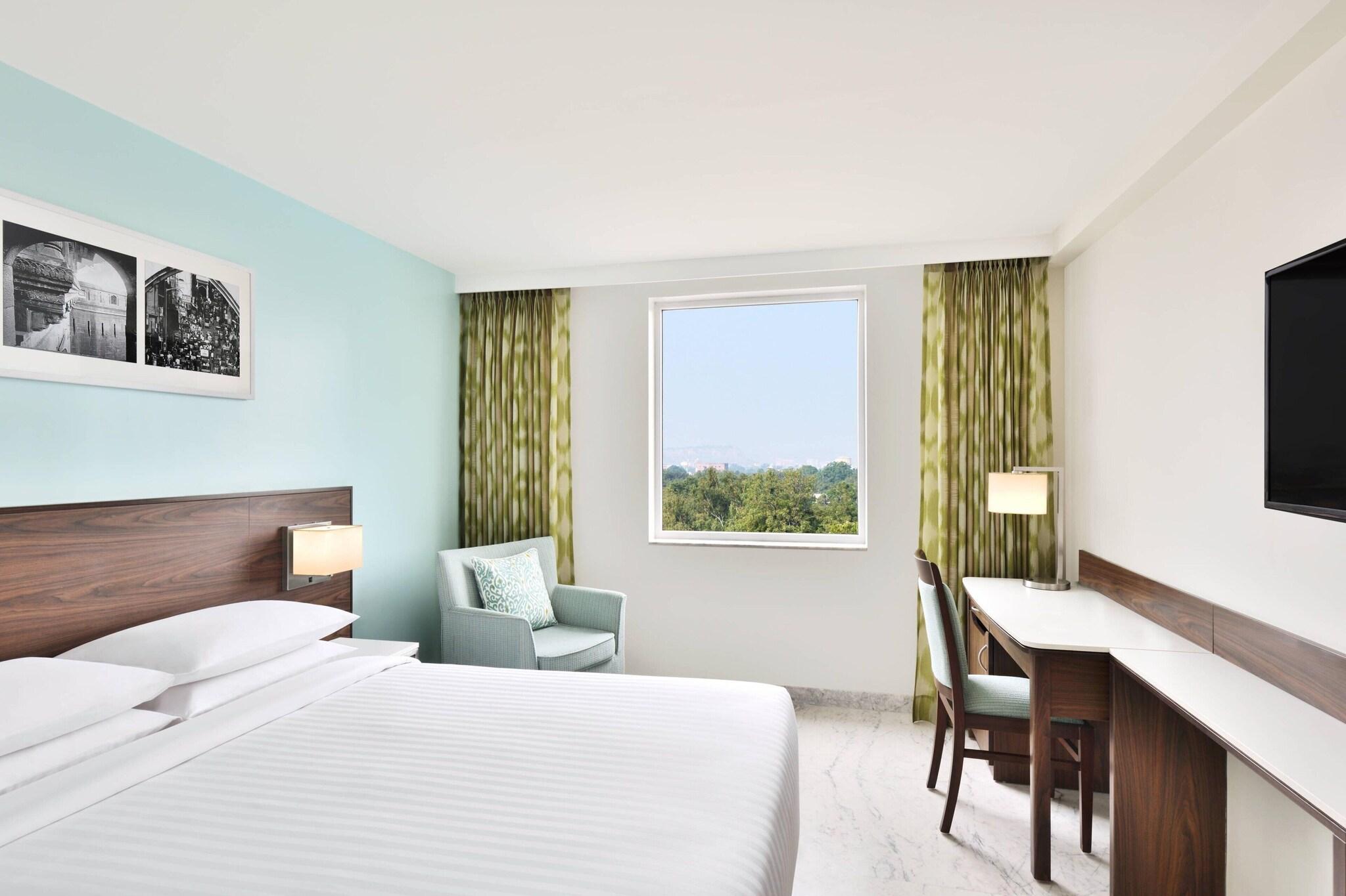 Double Queen Size Bed