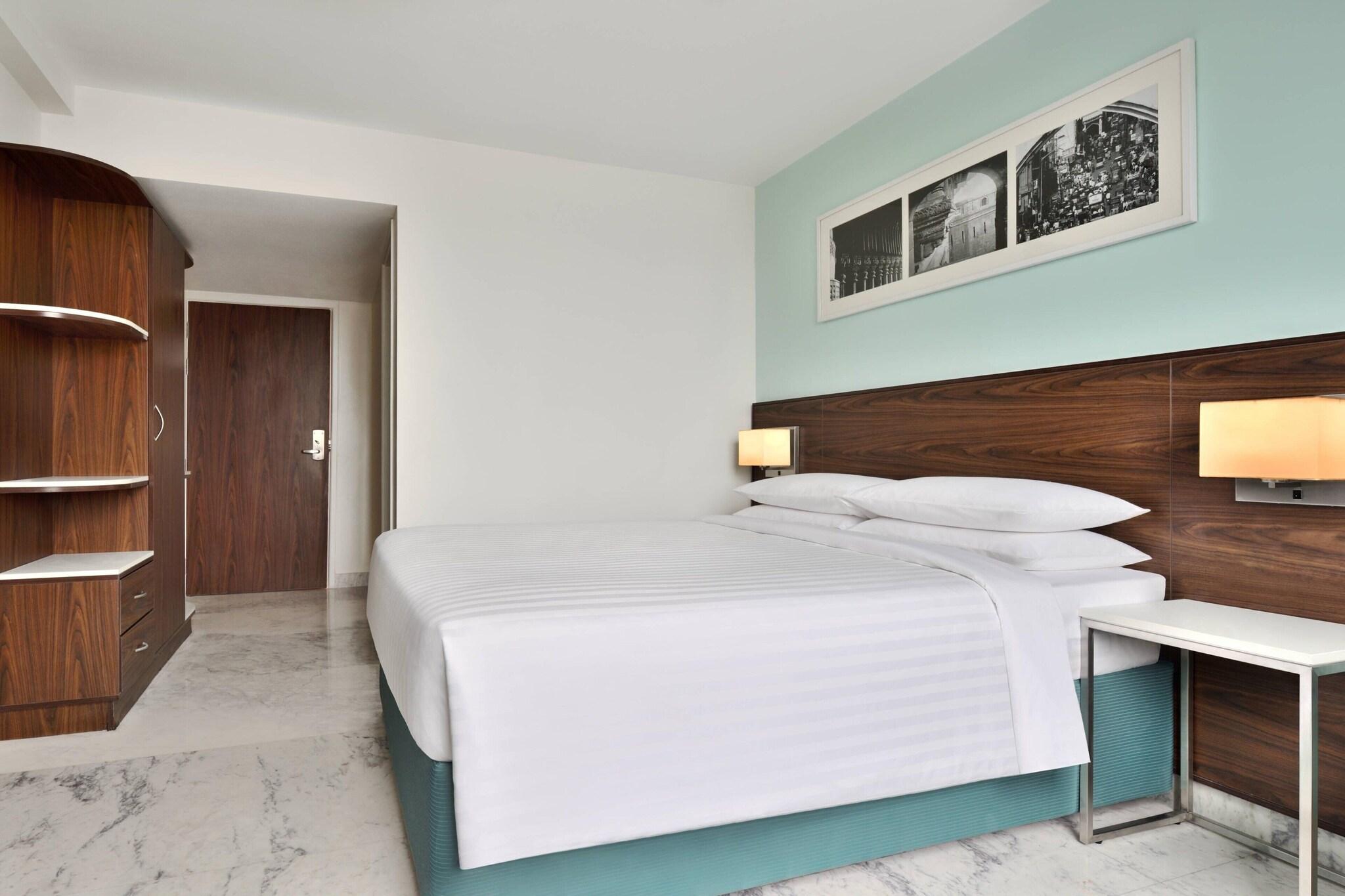 Double Queen Size Bed