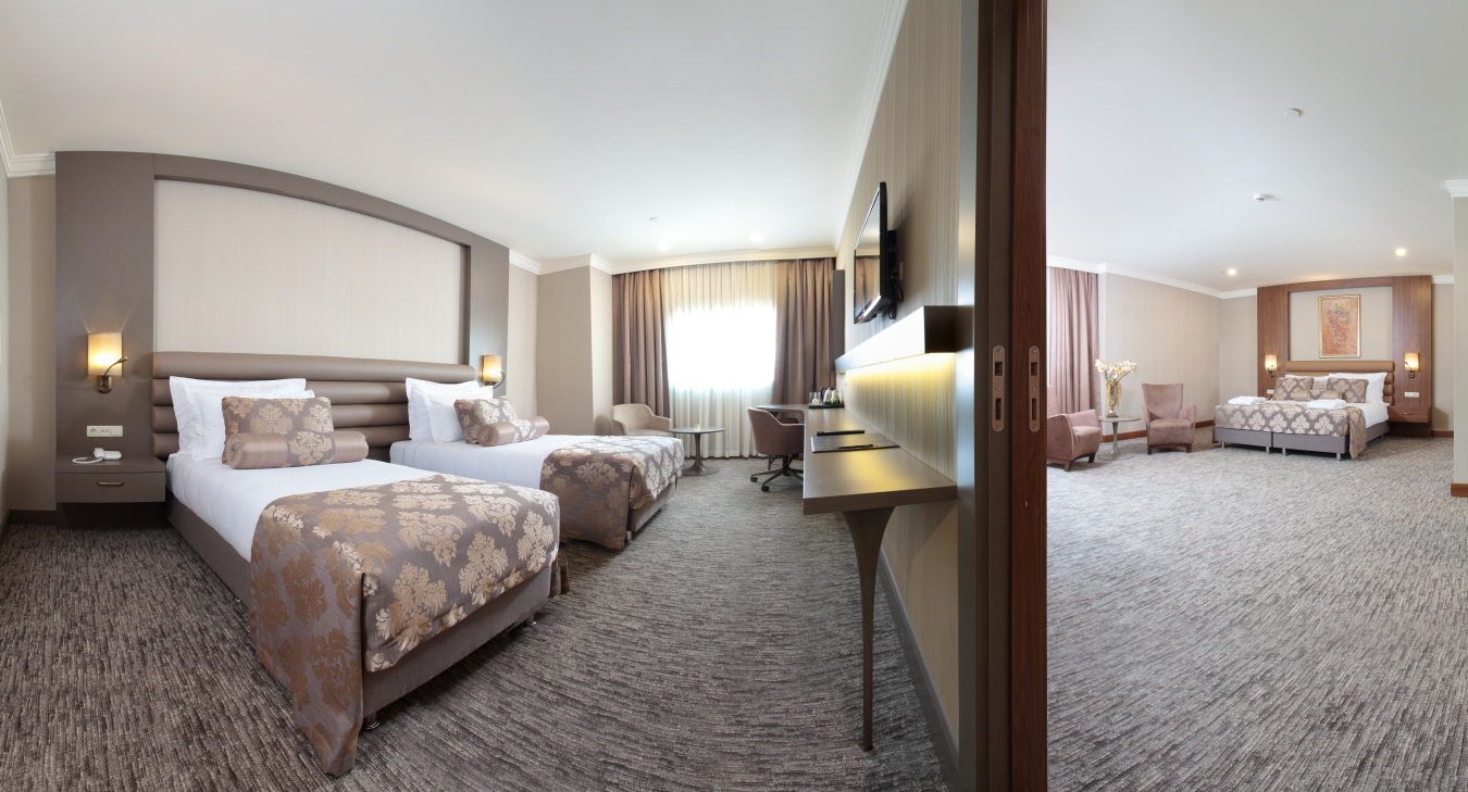 Family Room Connecting Room