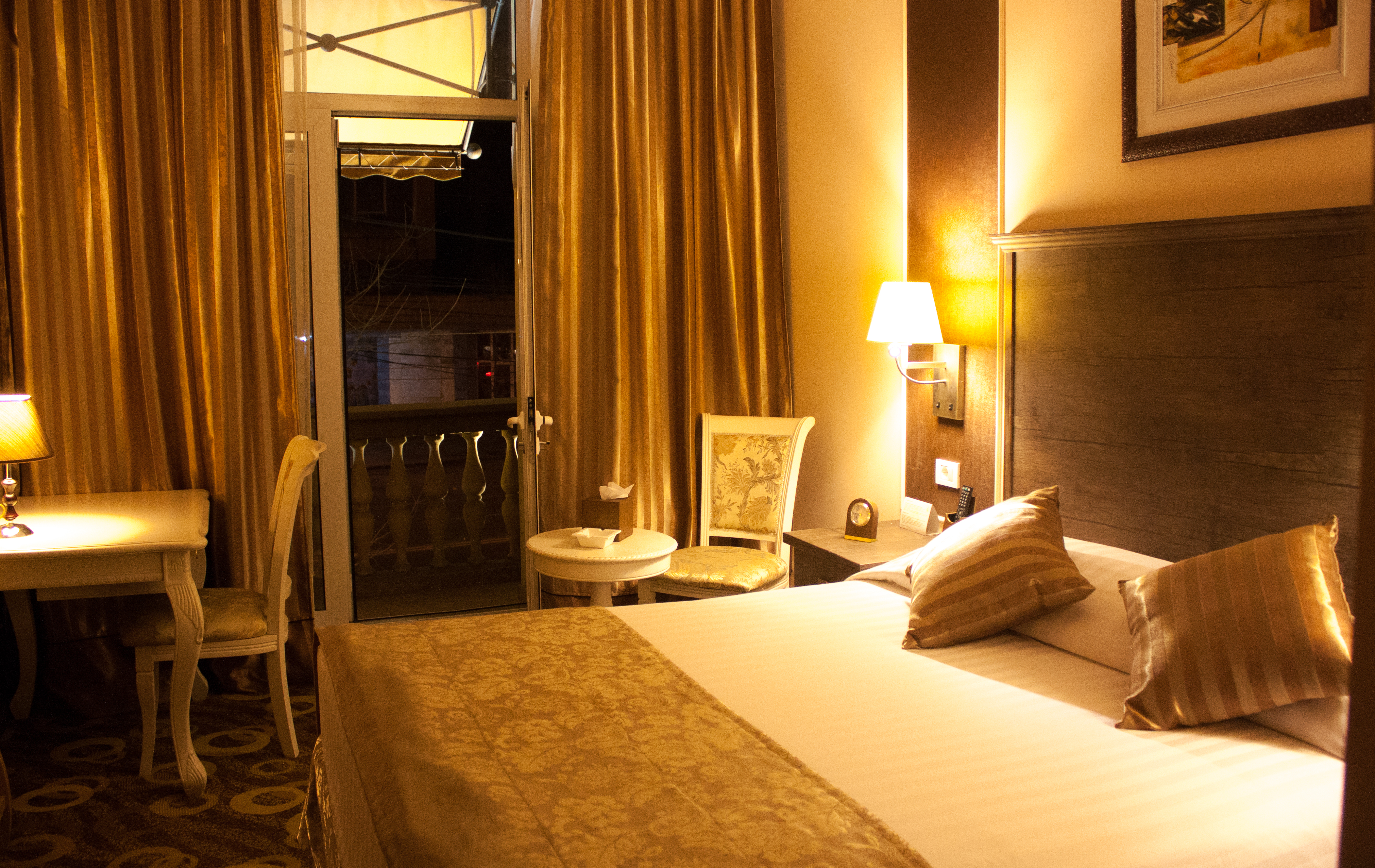 Double King Size Bed