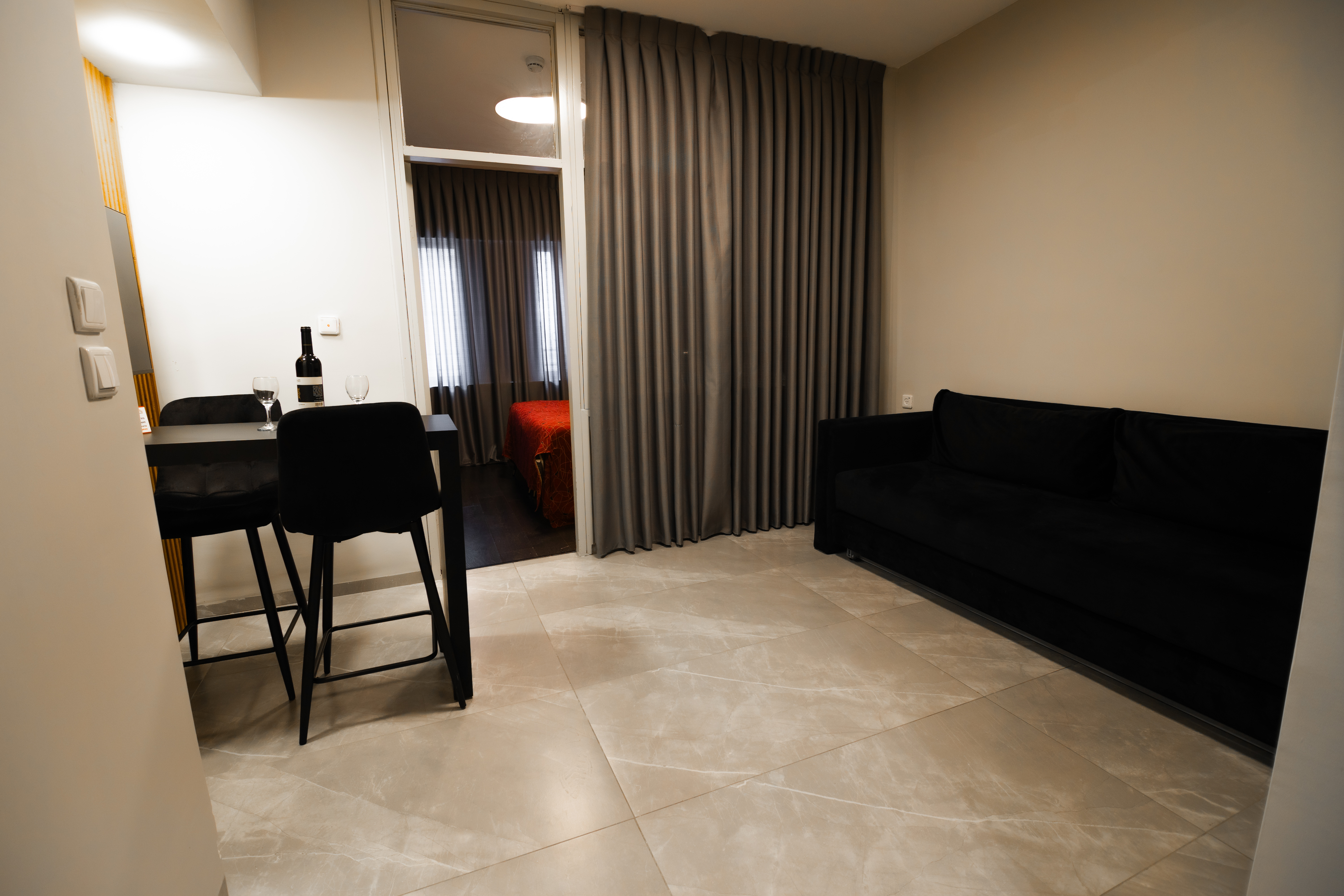 Apartment Capacity 1