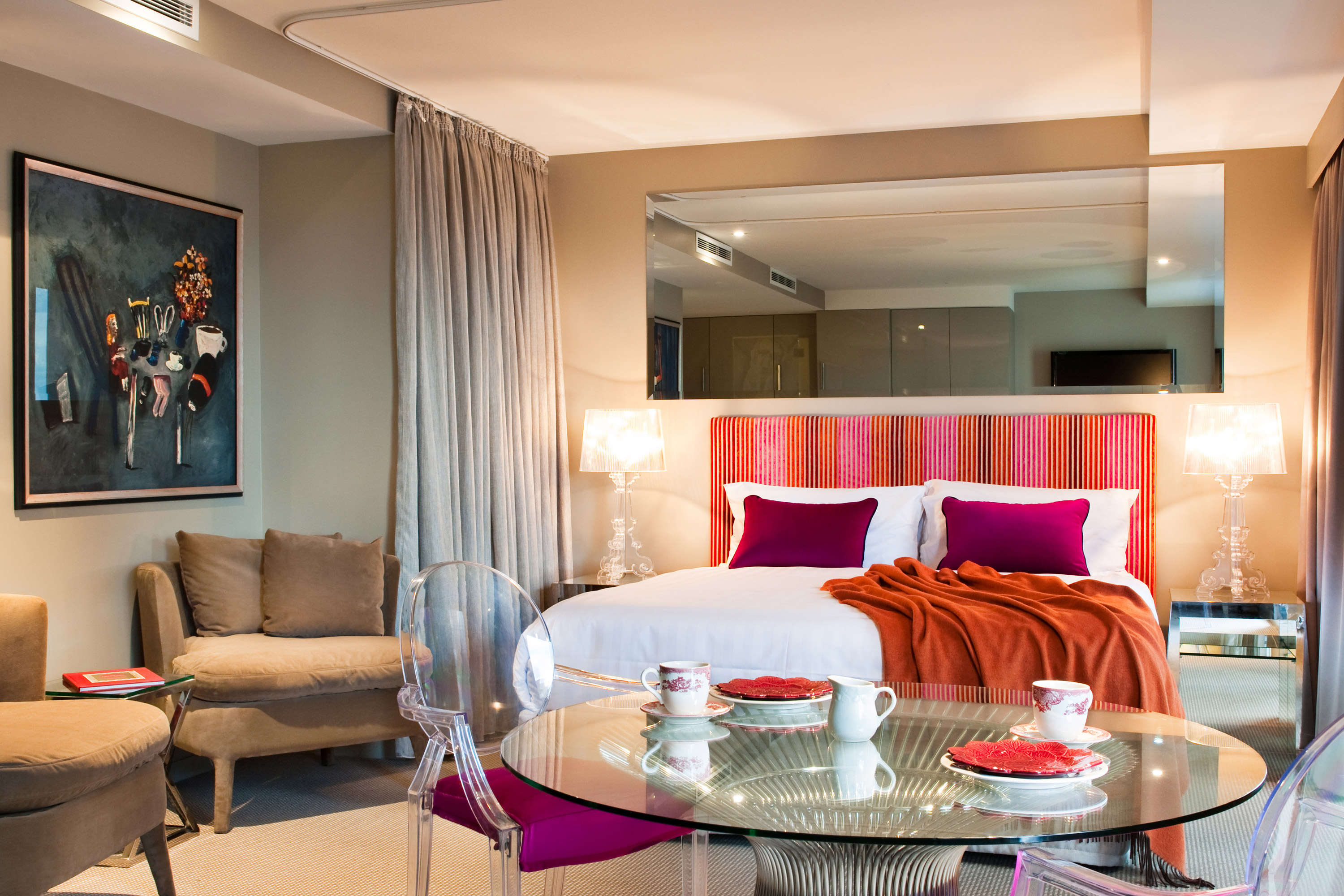 Studio Deluxe King Bed