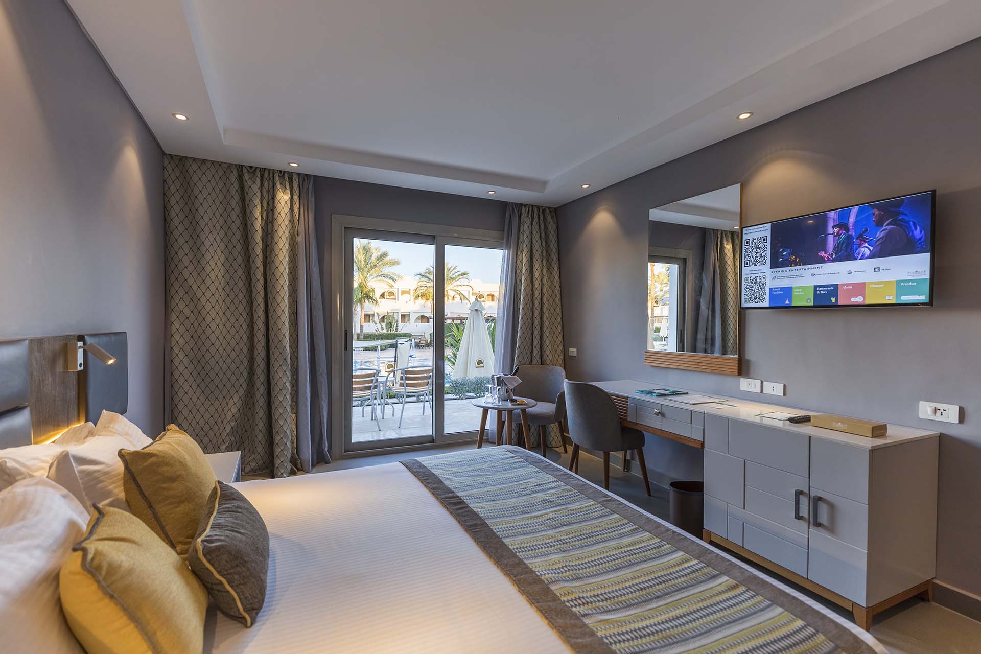 Family Room Pool View