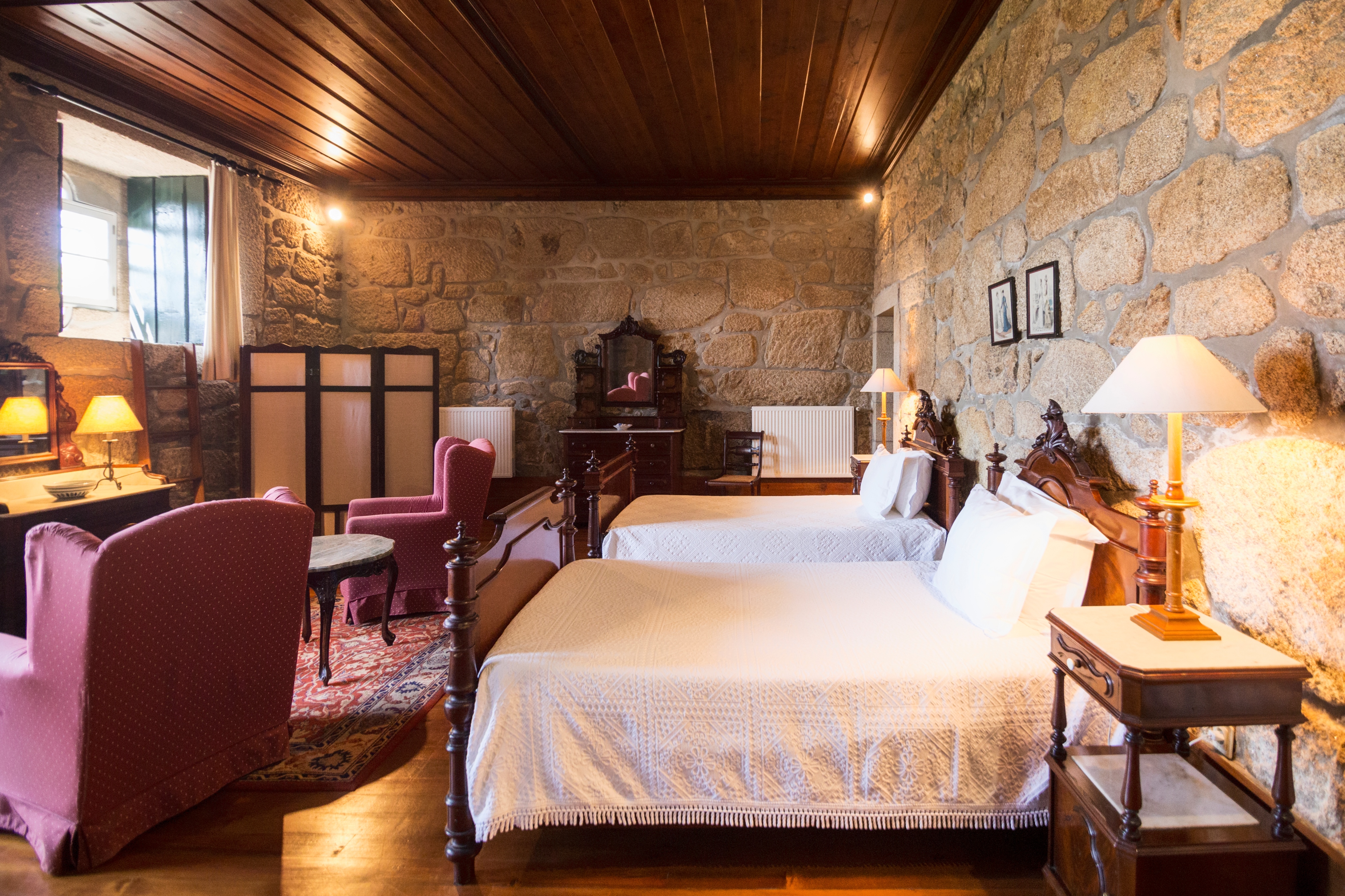 Double or Twin Standard