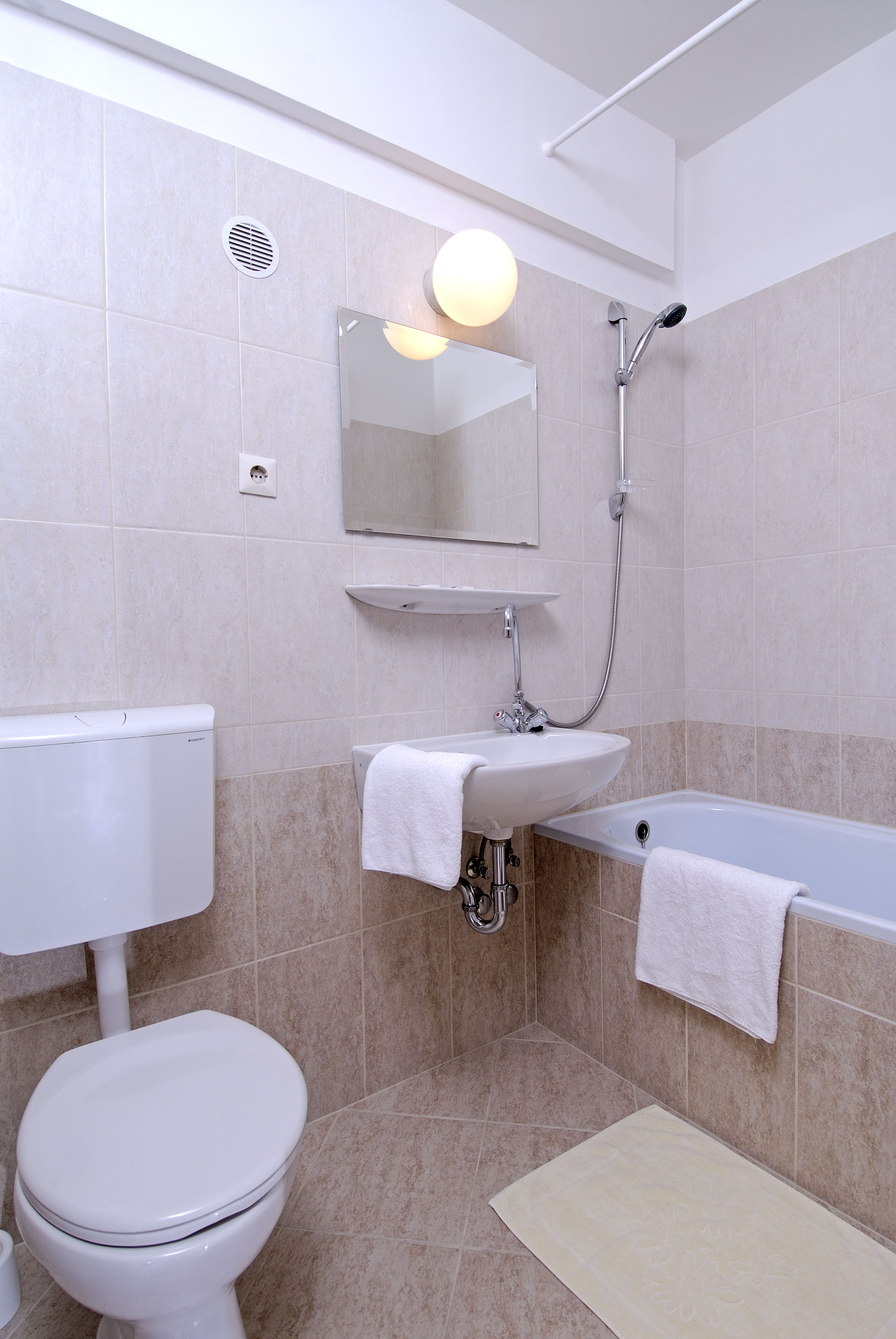 Single One Bedroom One Bathroom