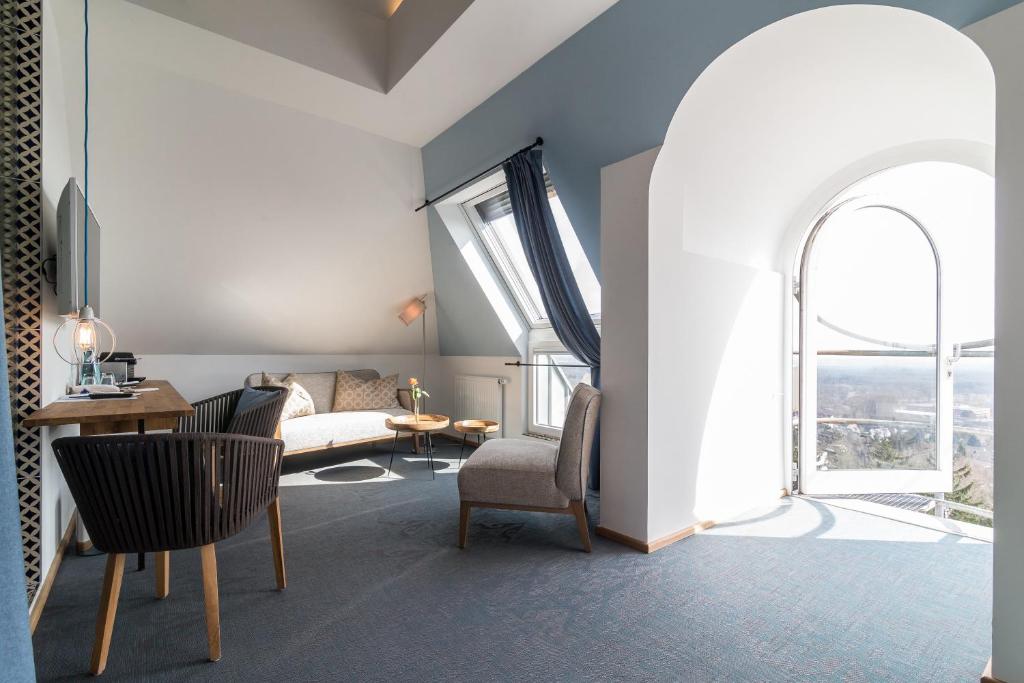 Junior Suite with Views