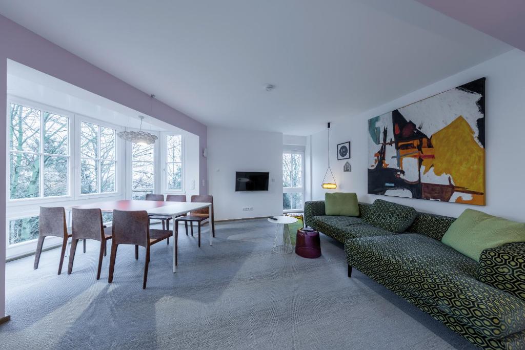 Apartment Capacity 4