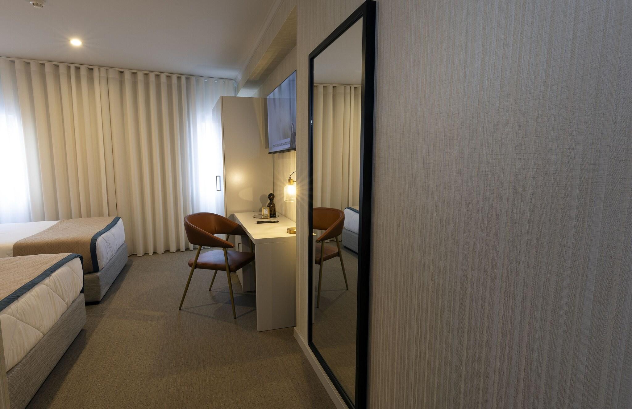 Quadruple Two Double Beds