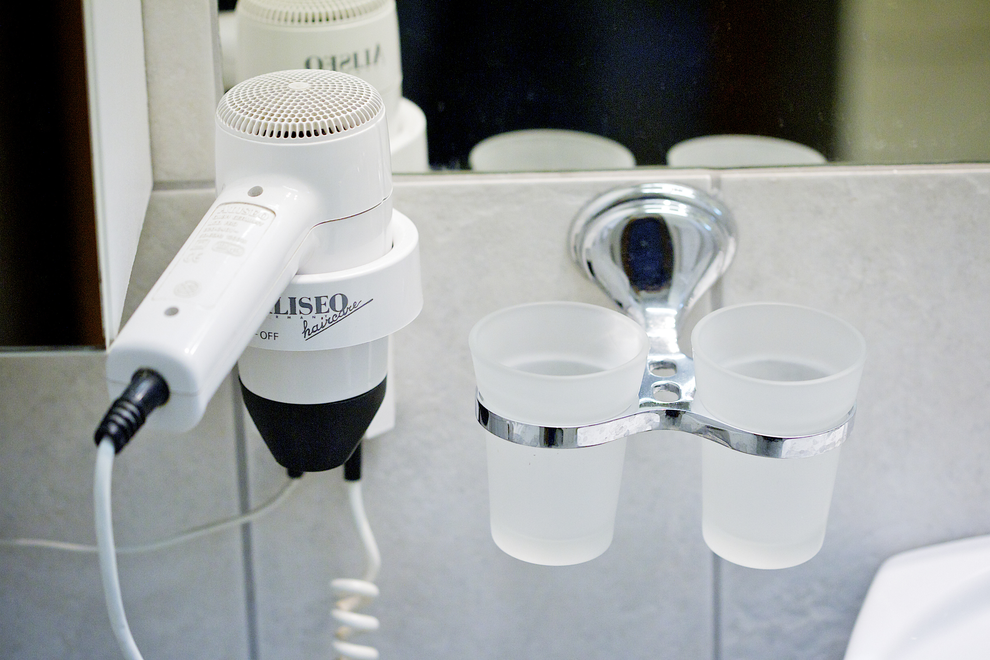 Apartment Two Bedrooms One Bathroom