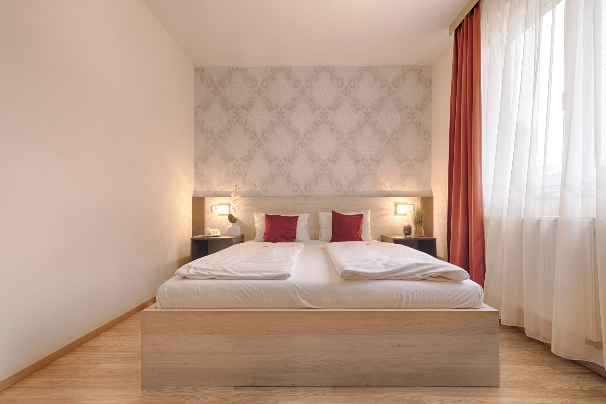 Double or Twin Standard