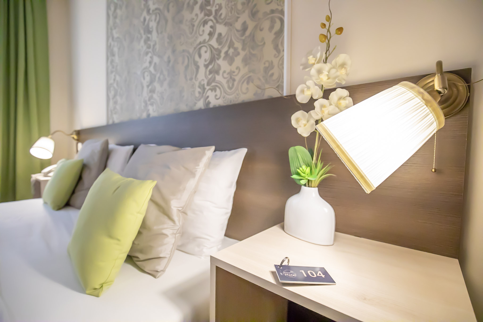 Double or Twin Standard