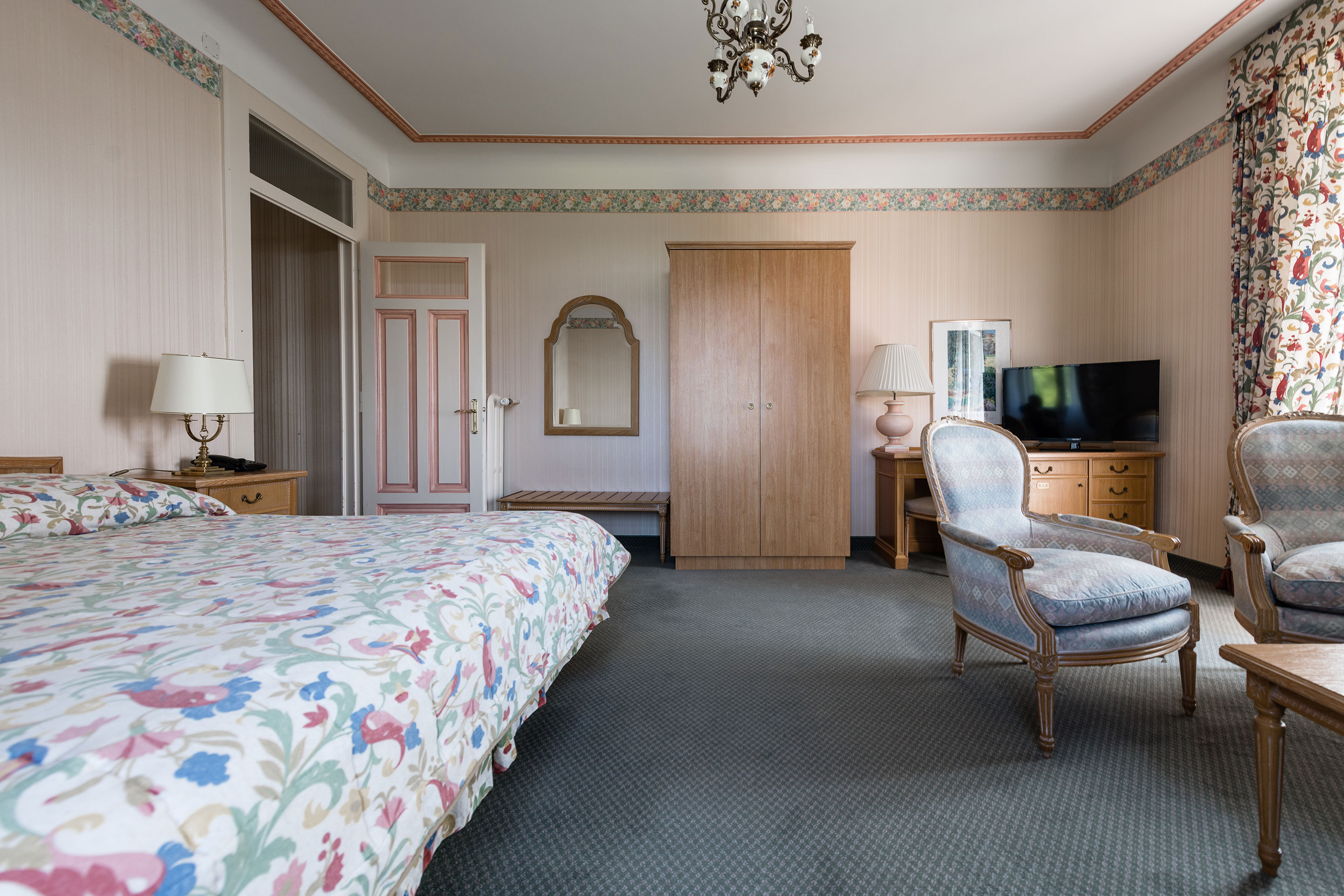 Junior Suite with Balcony