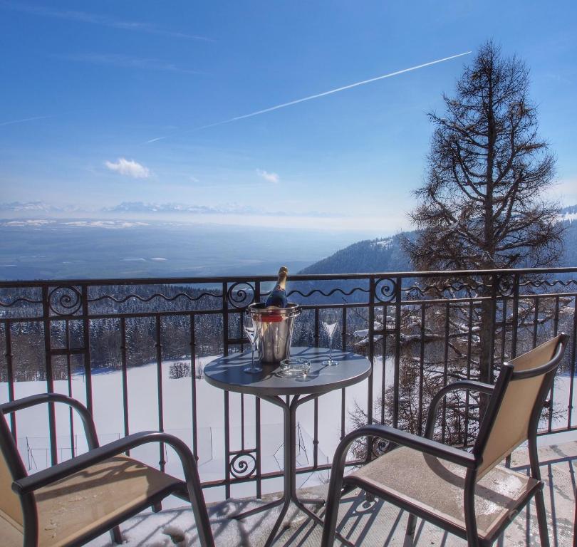 Family Room Standard