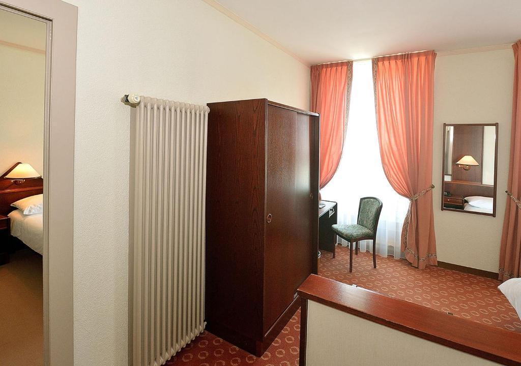 Family Room Standard