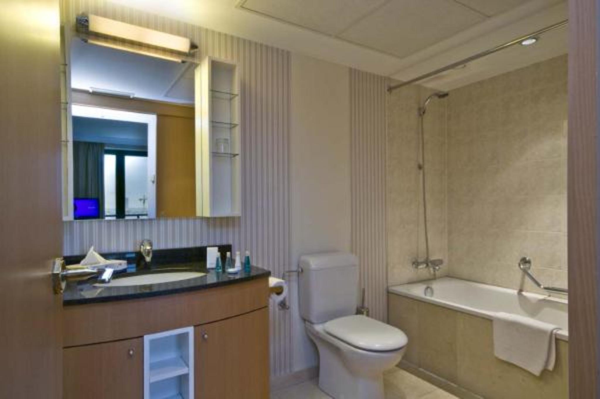 Apartment Two Bedrooms One Bathroom