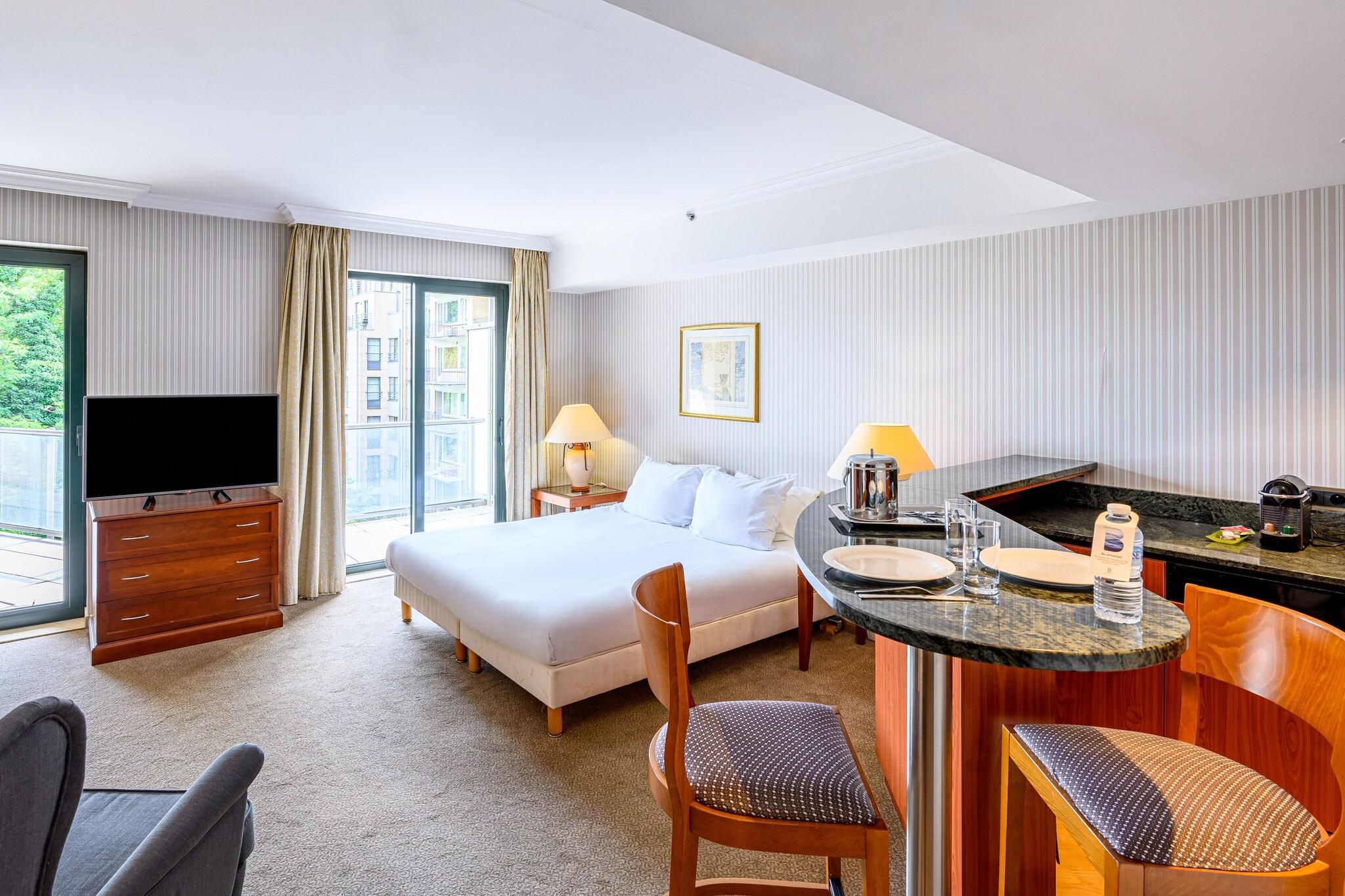 Studio with Double Bed