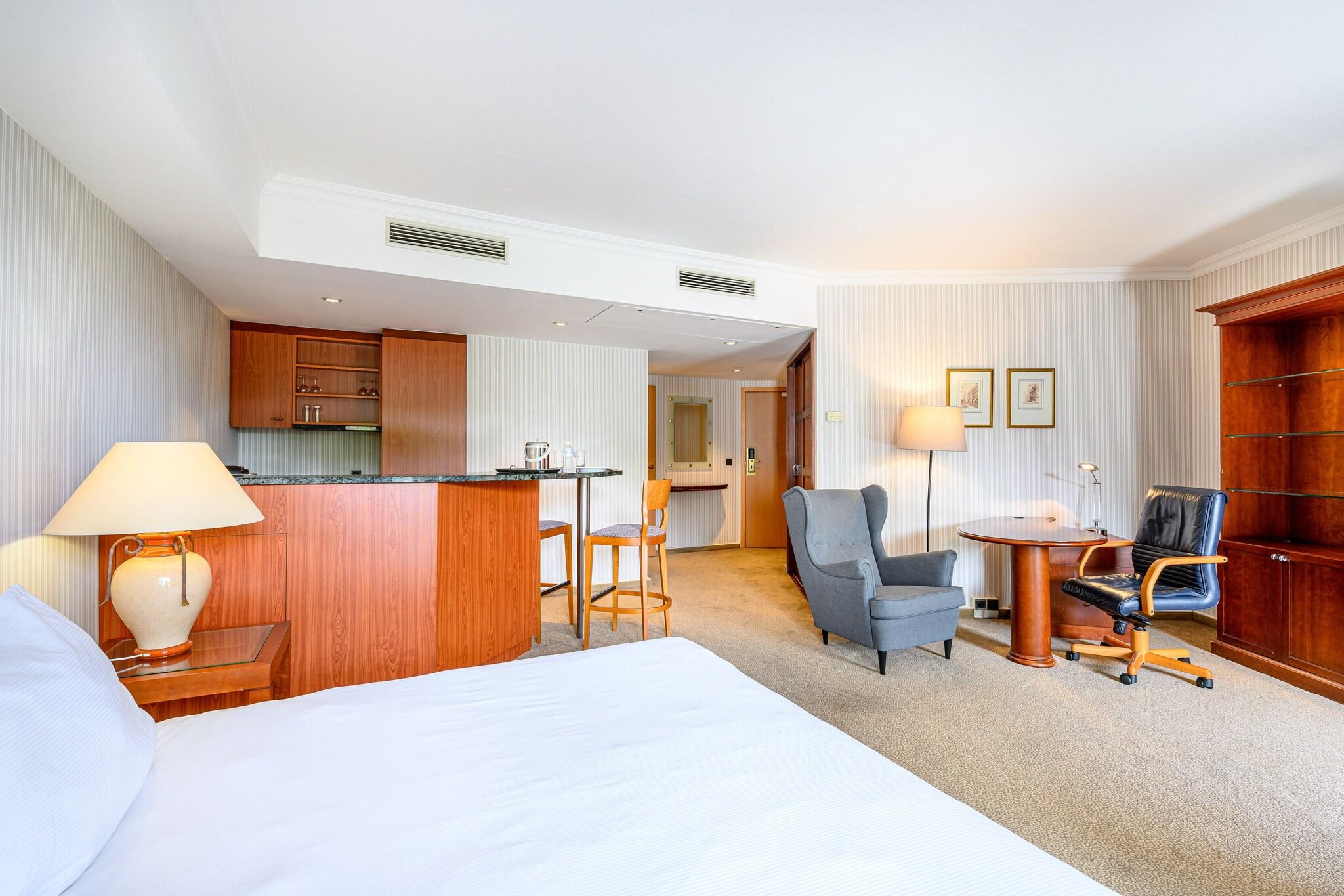 Studio with Double Bed