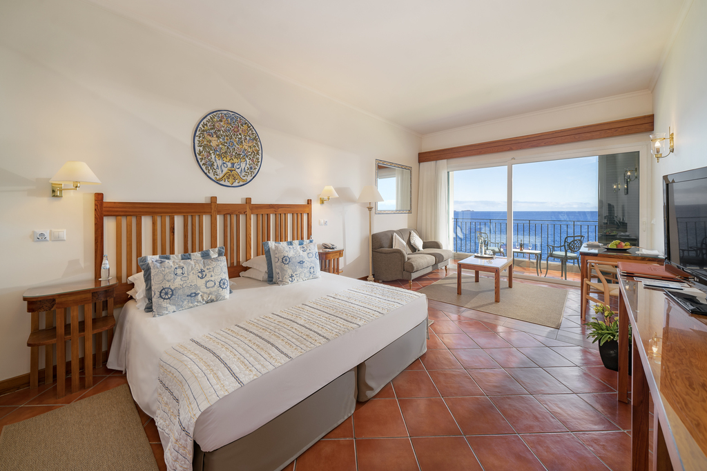 Double or Twin Premium Sea View