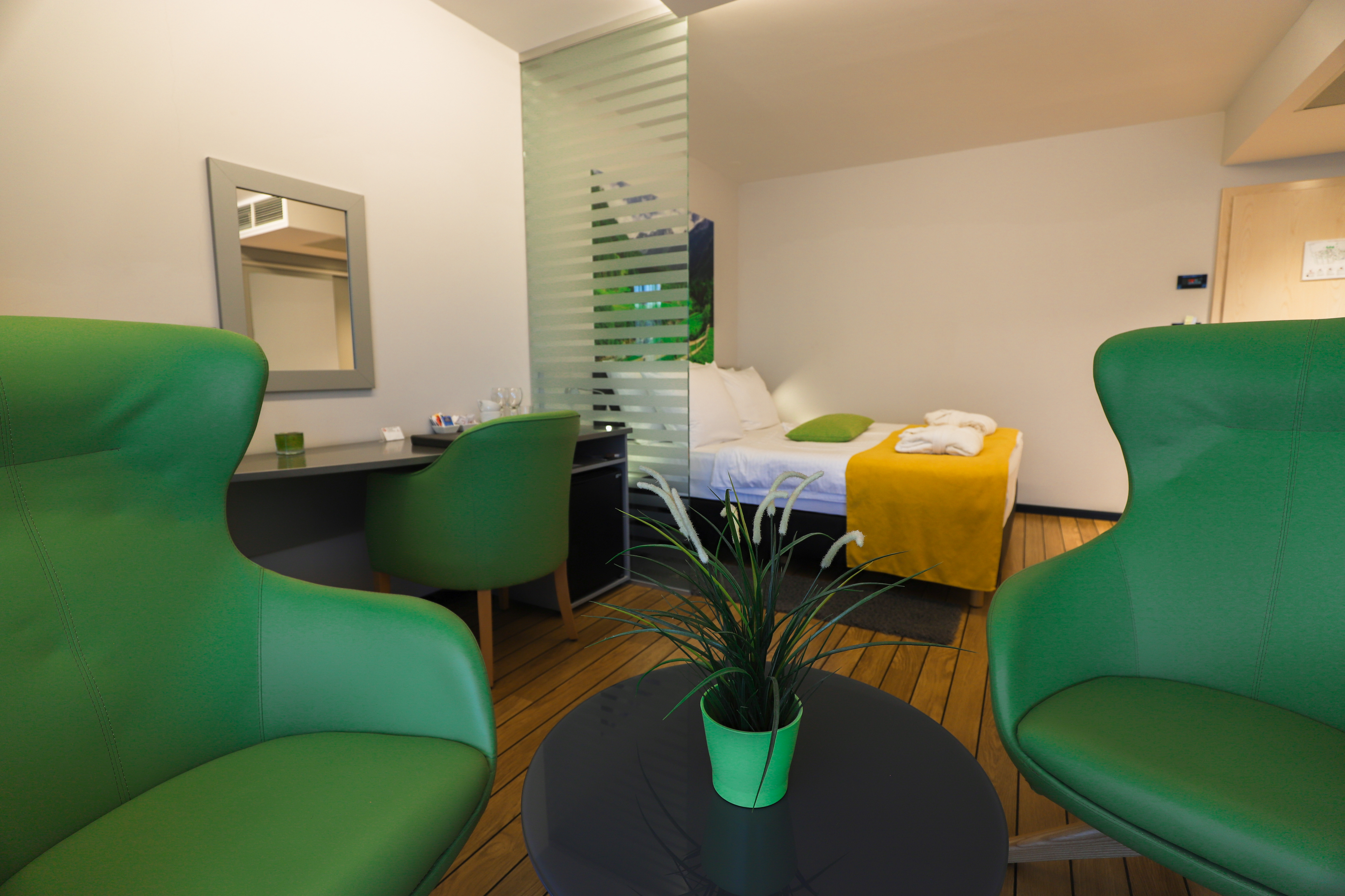 Double Single Premium