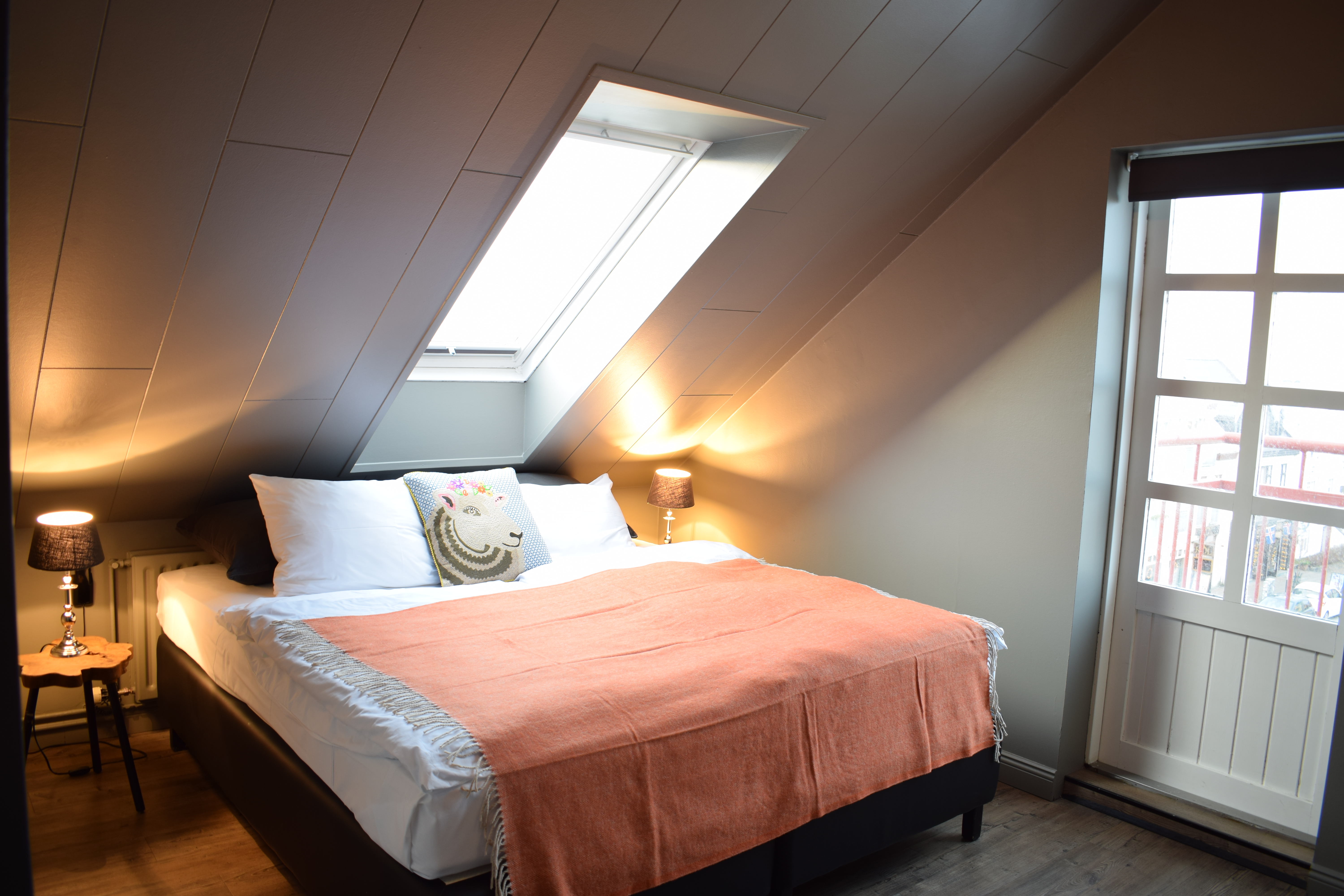 Double or Twin Standard