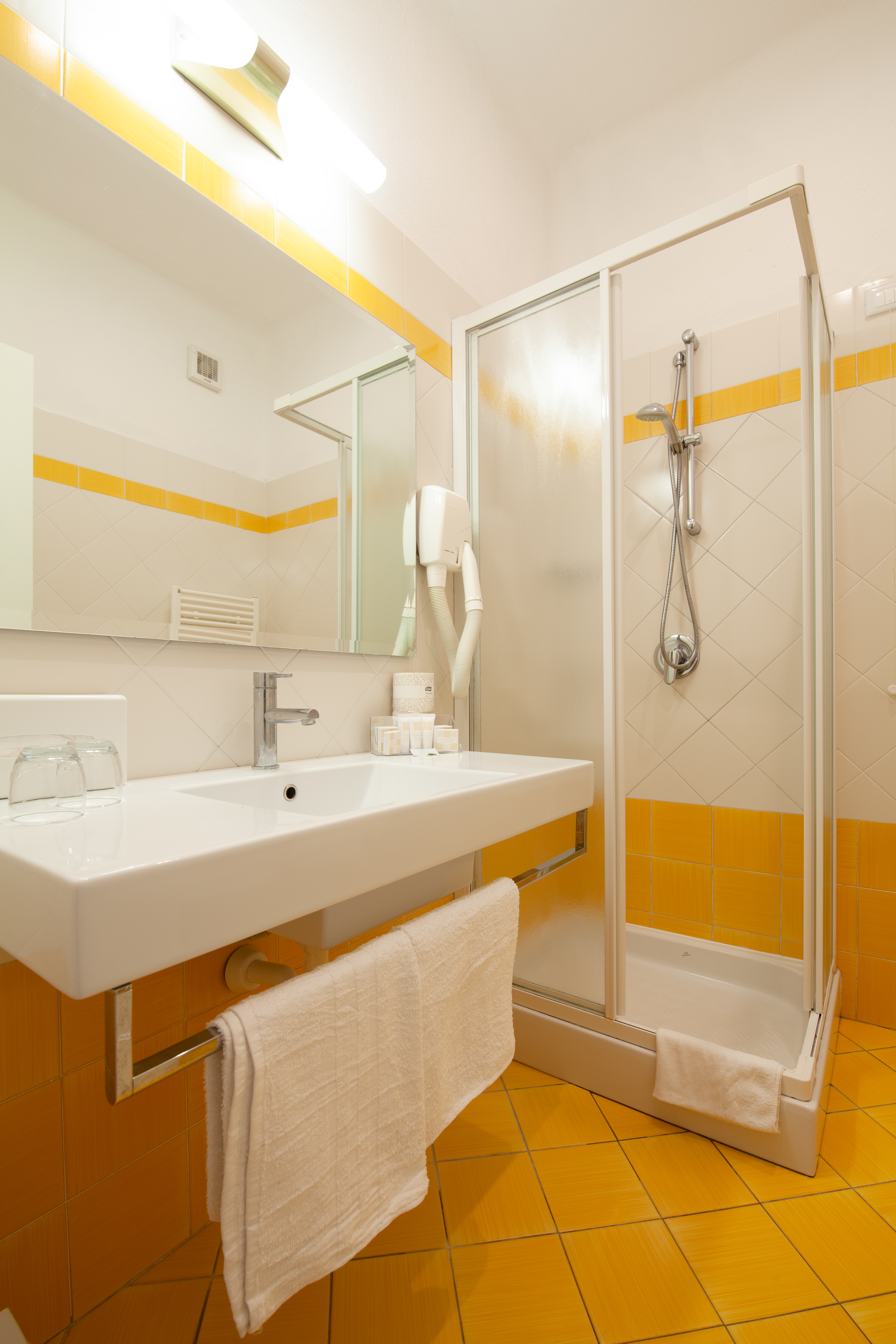 Double or Twin Sea View Pool View