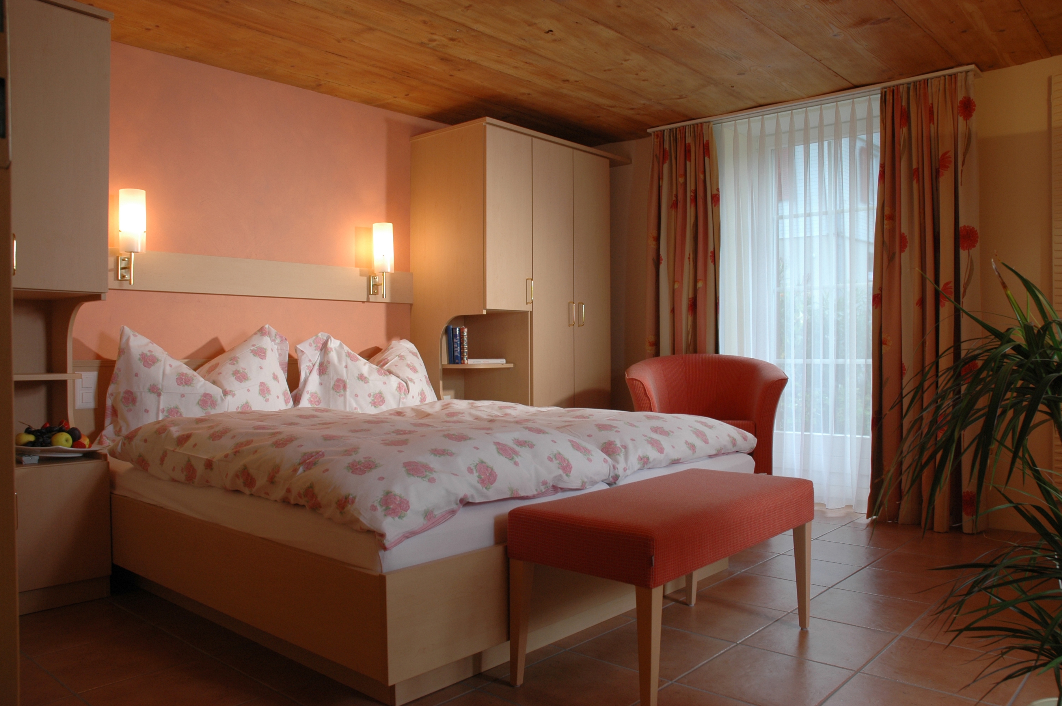 Double Capacity 2 Two Bedrooms